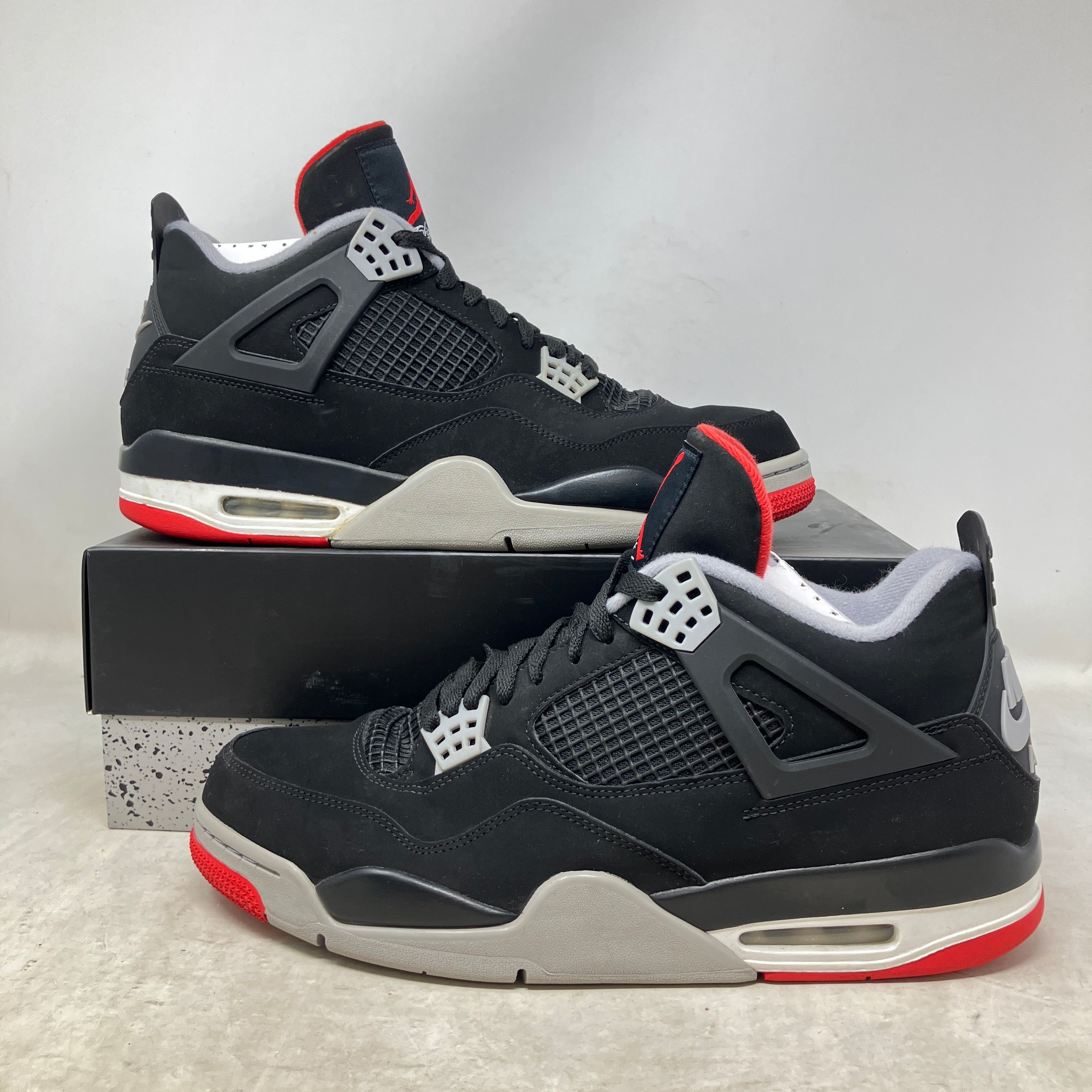 Jordan 4 Retro Bred (2019)