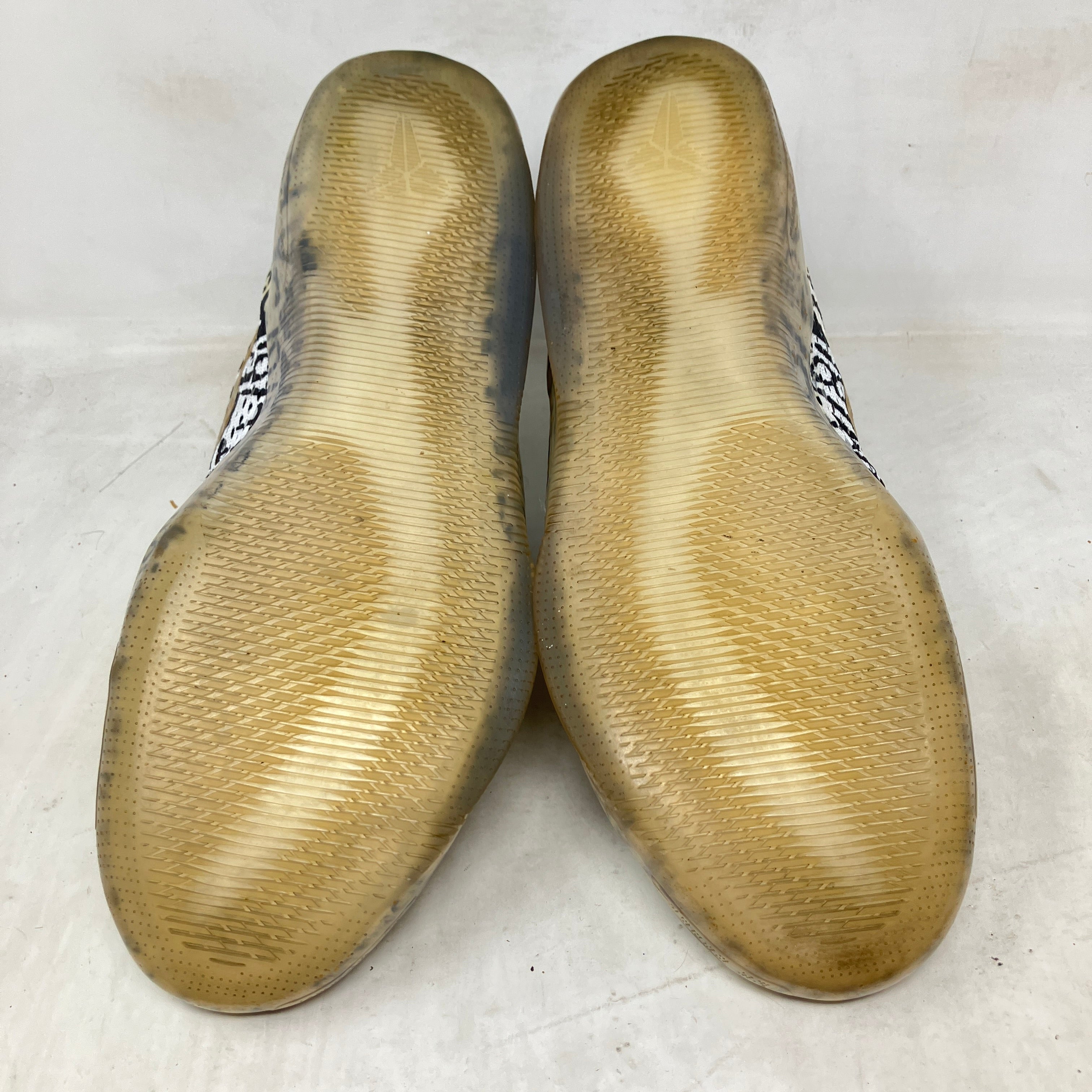 Nike Kobe 11 Low NikeiD White Gold