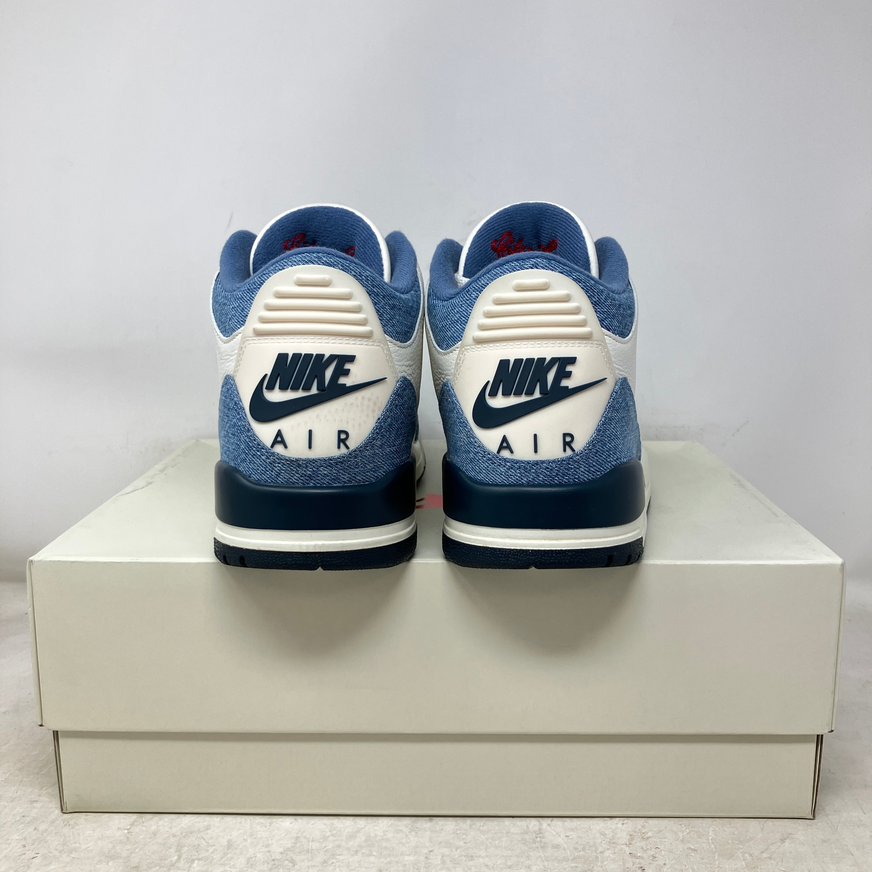 Jordan 3 Retro Levi’s All-Star