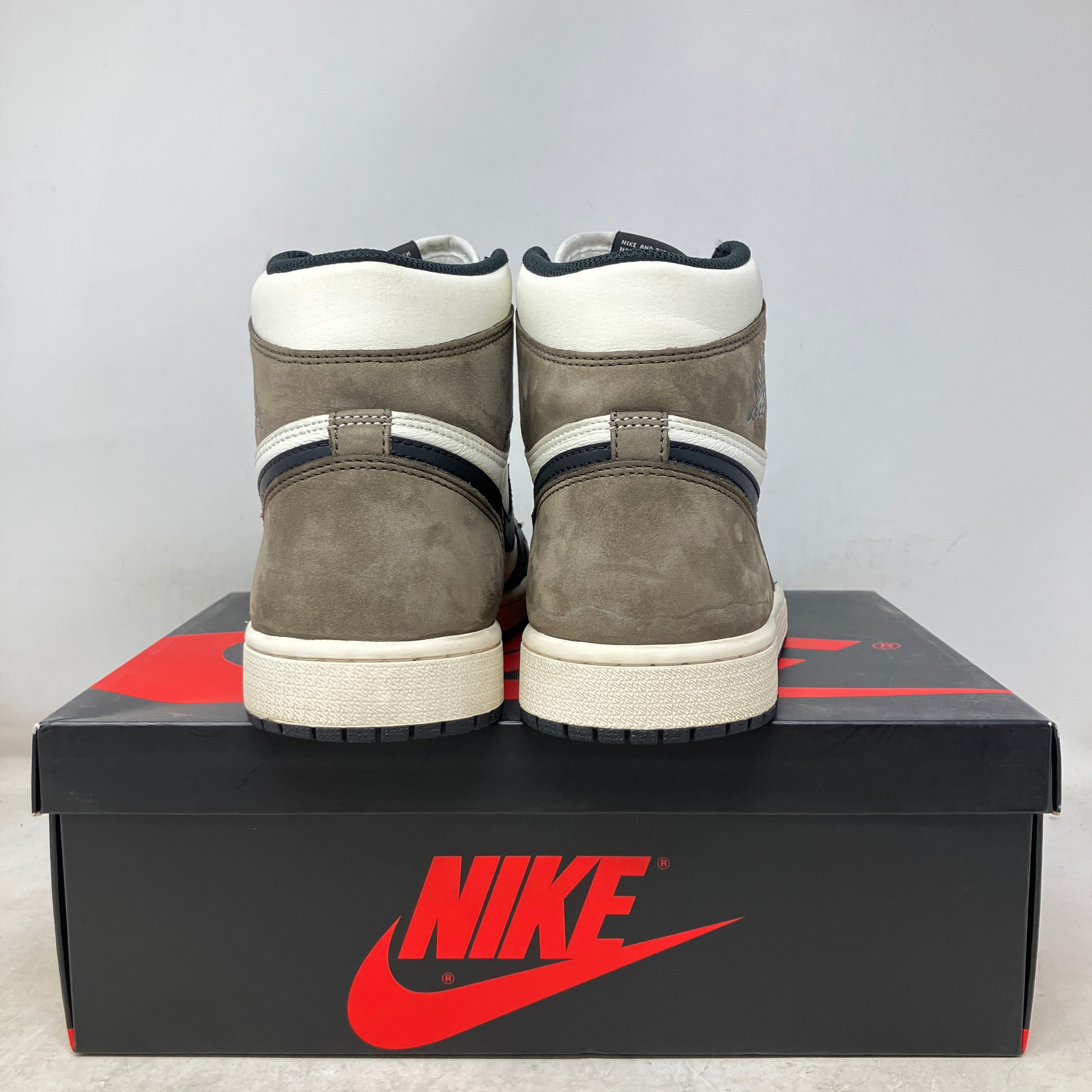 Jordan 1 Retro High Dark Mocha
