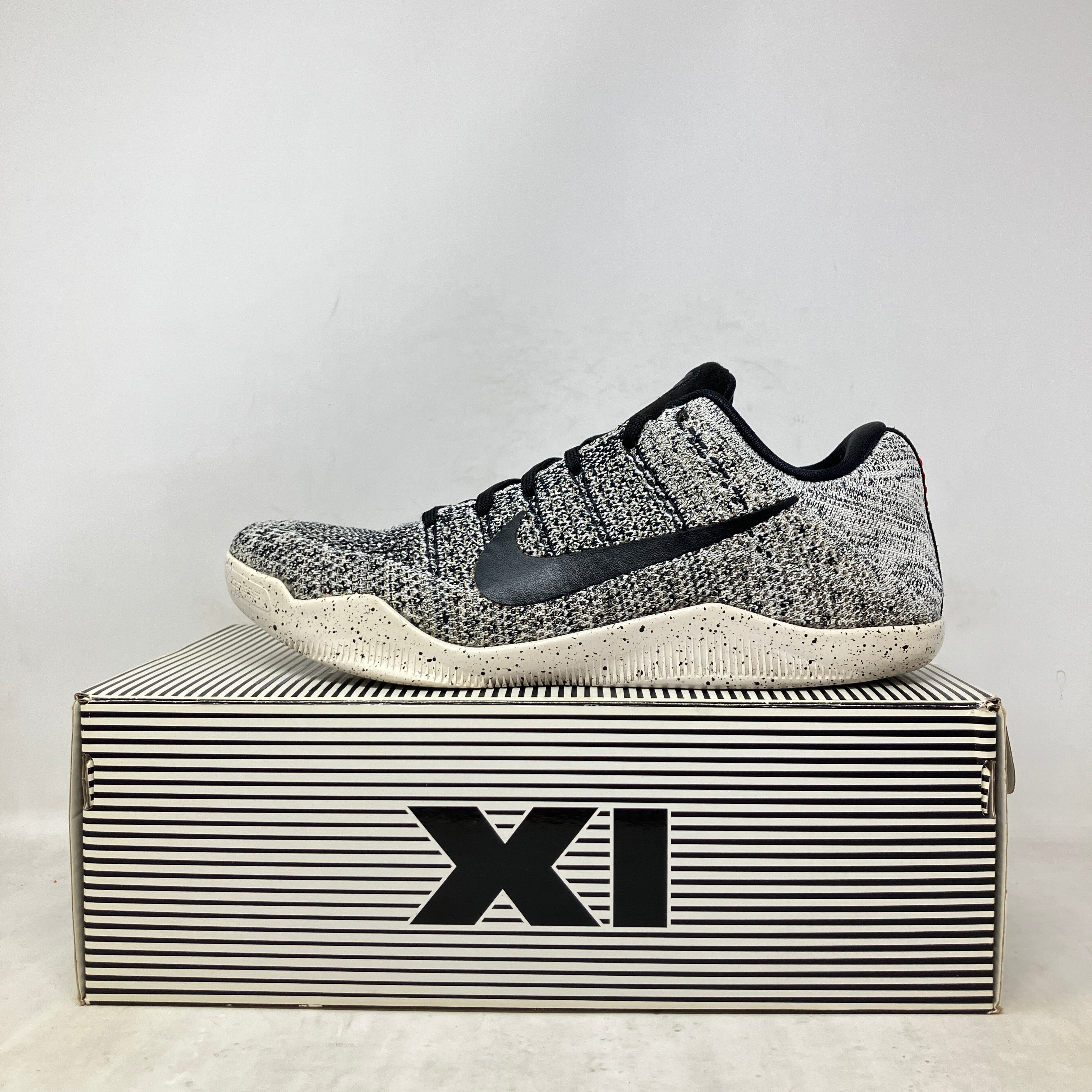 Nike Kobe 11 Elite Low Oreo
