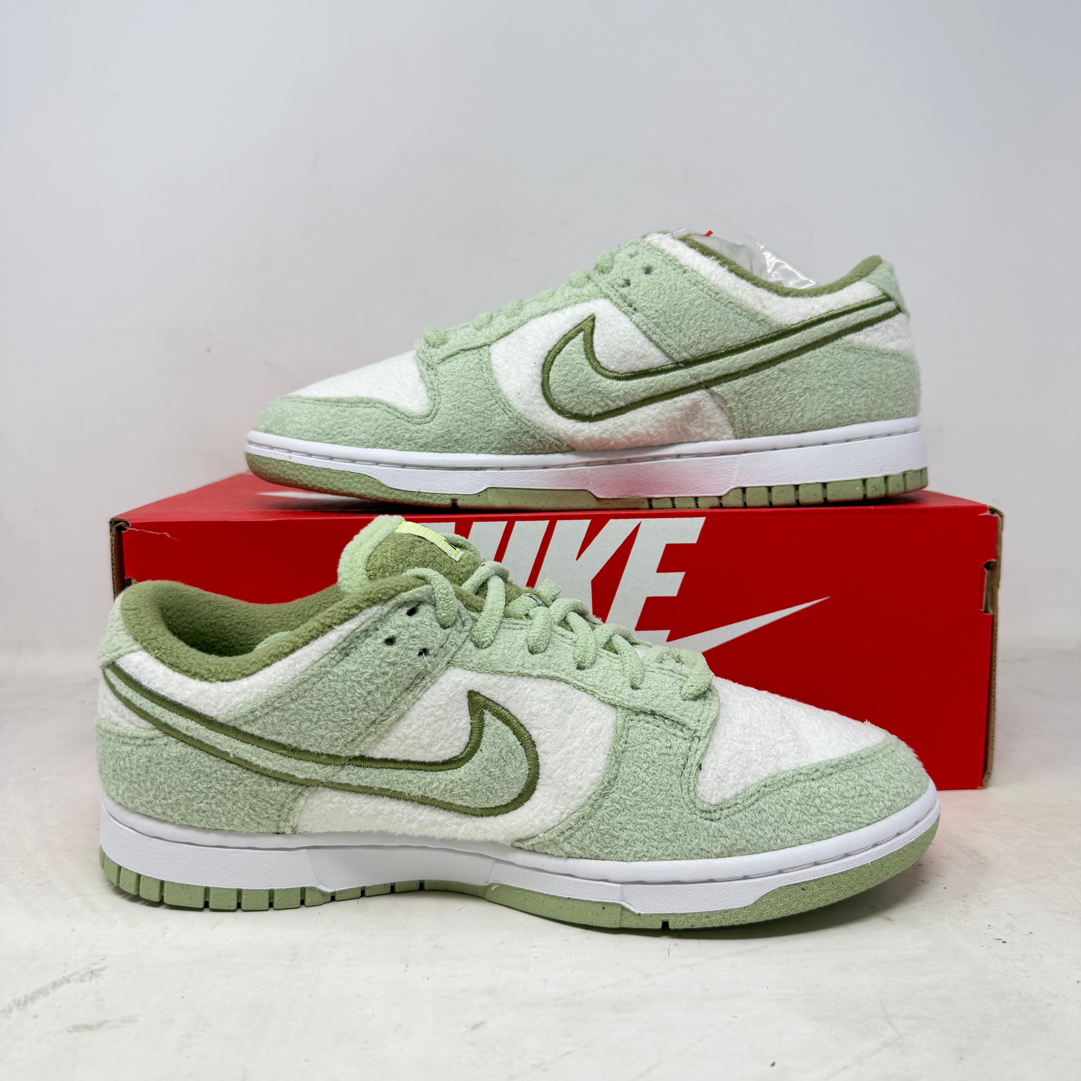 Nike Dunk Low SE Fleece Pack Honeydew (Women's)