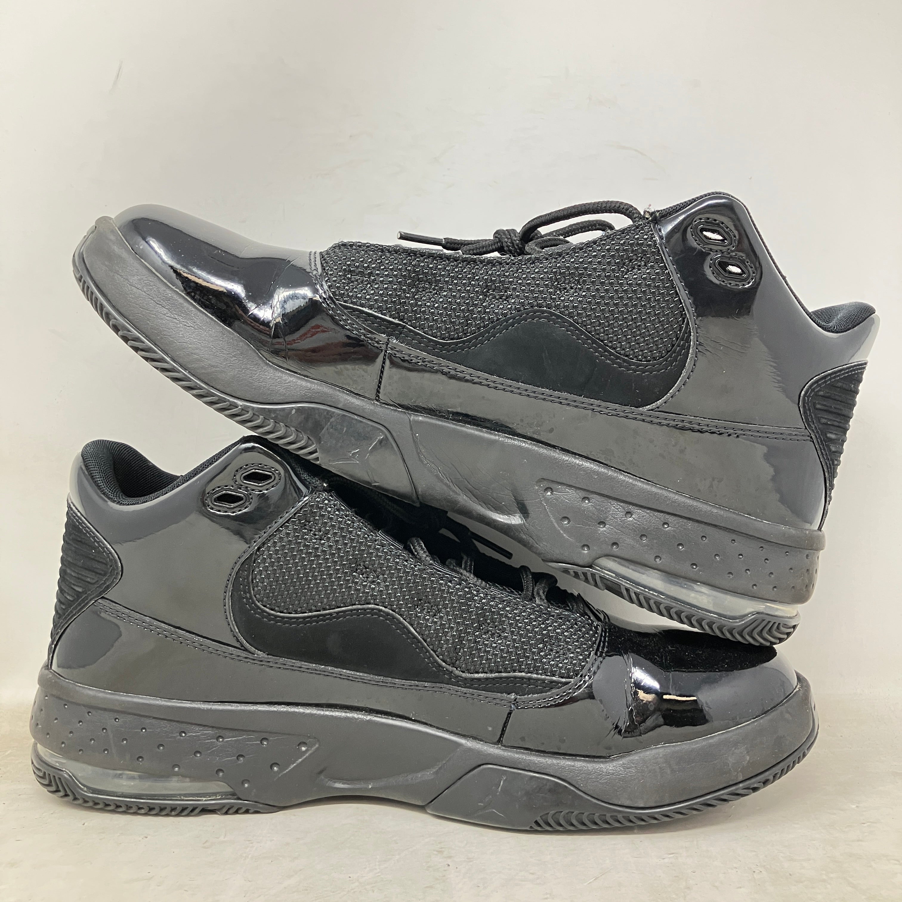 Jordan Max Aura 2 Triple Black