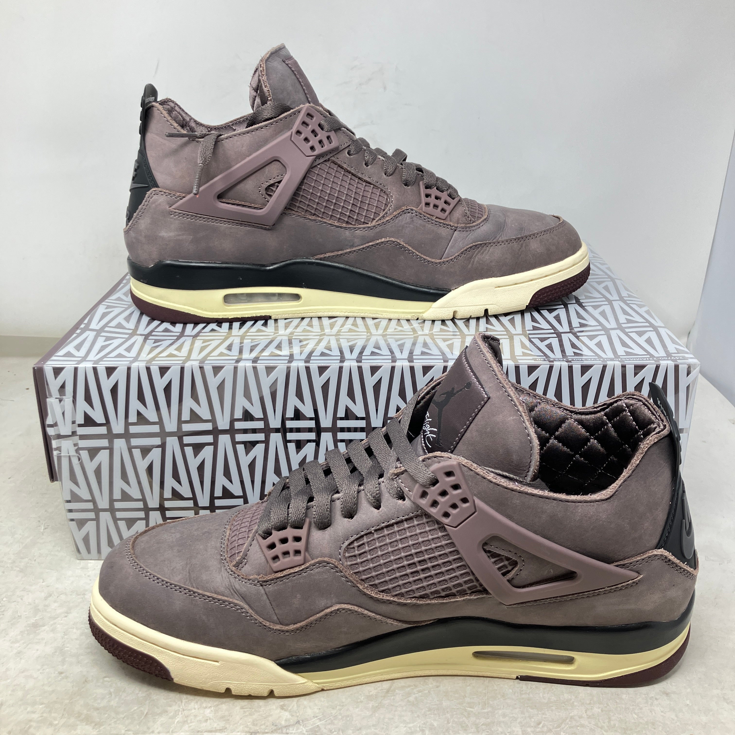 Jordan 4 Retro SP A Ma Maniére Violet Ore