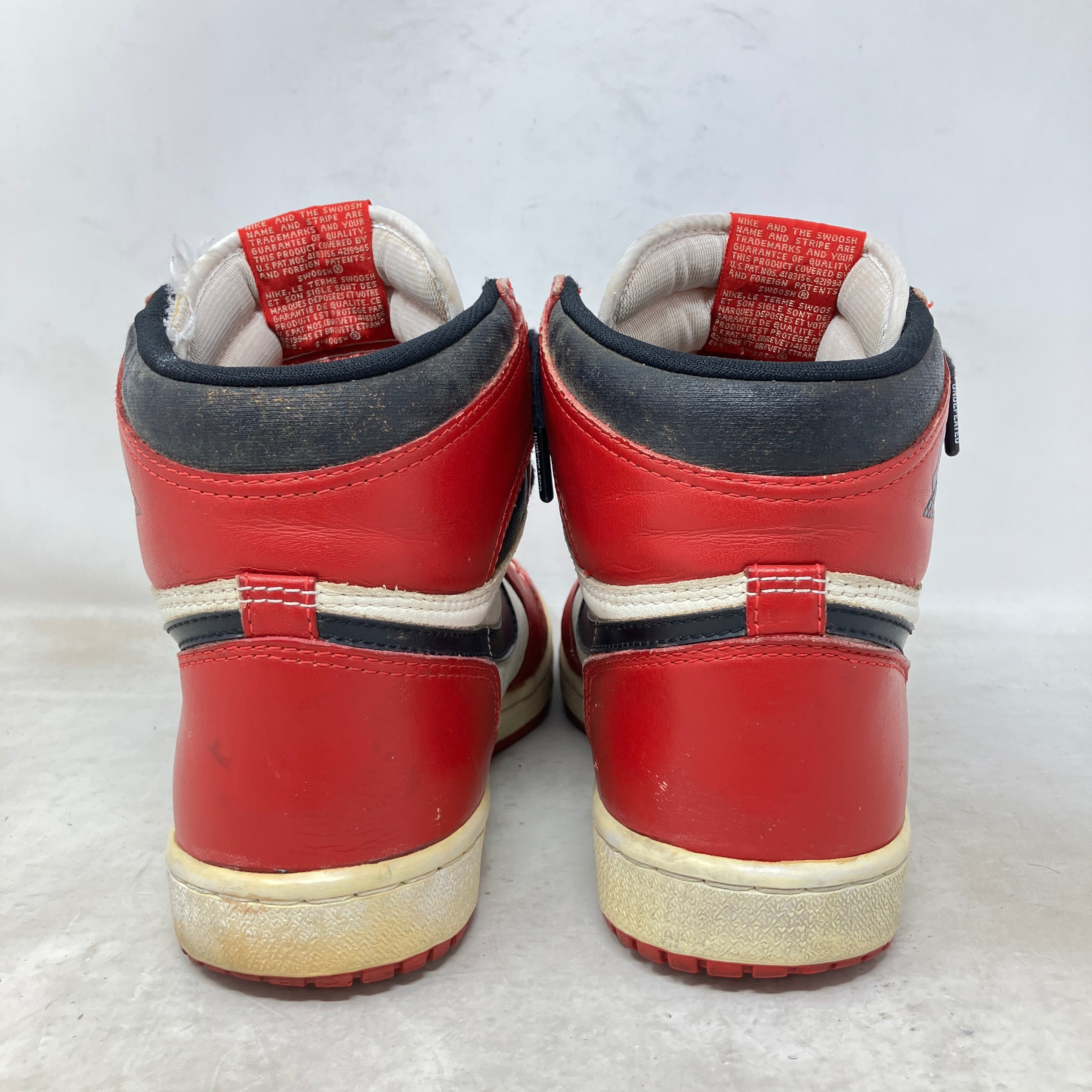 Jordan 1 OG Chicago (1985)