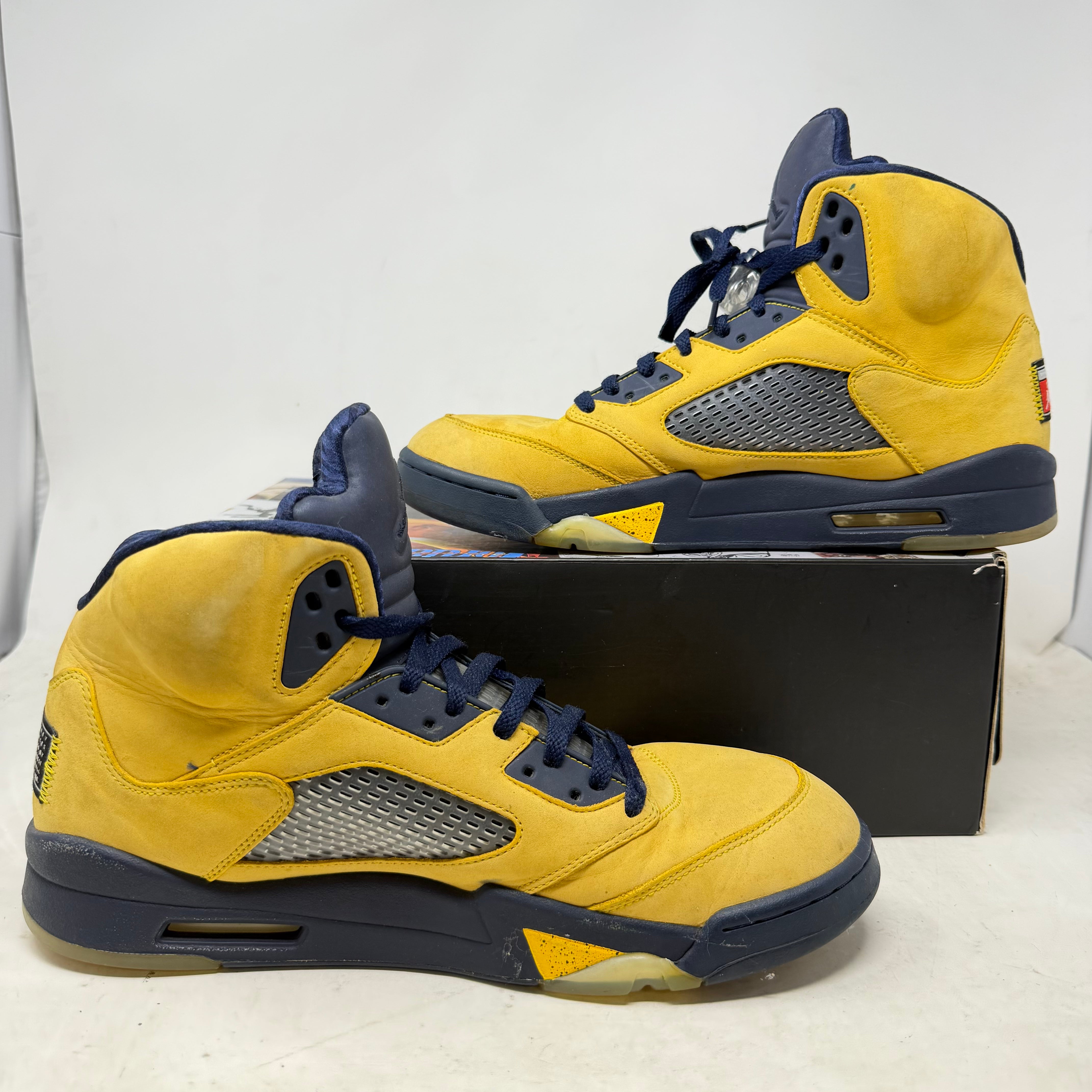Jordan 5 Retro Michigan (2019)