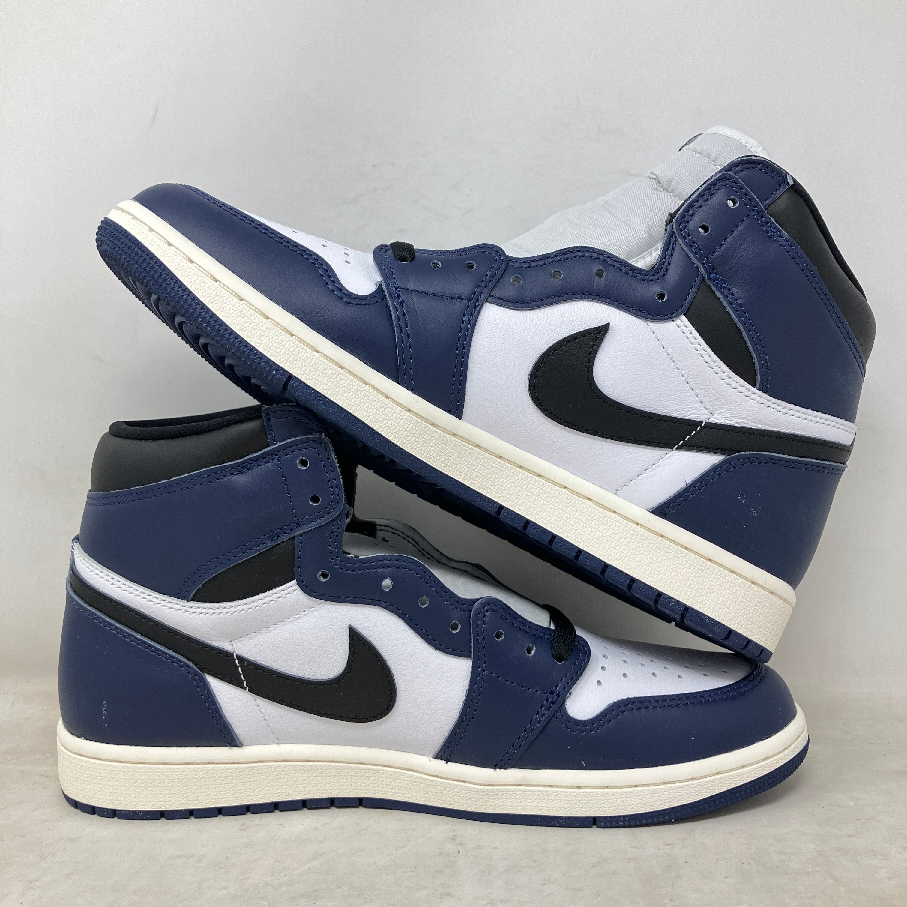 Jordan 1 Retro High OG Midnight Navy