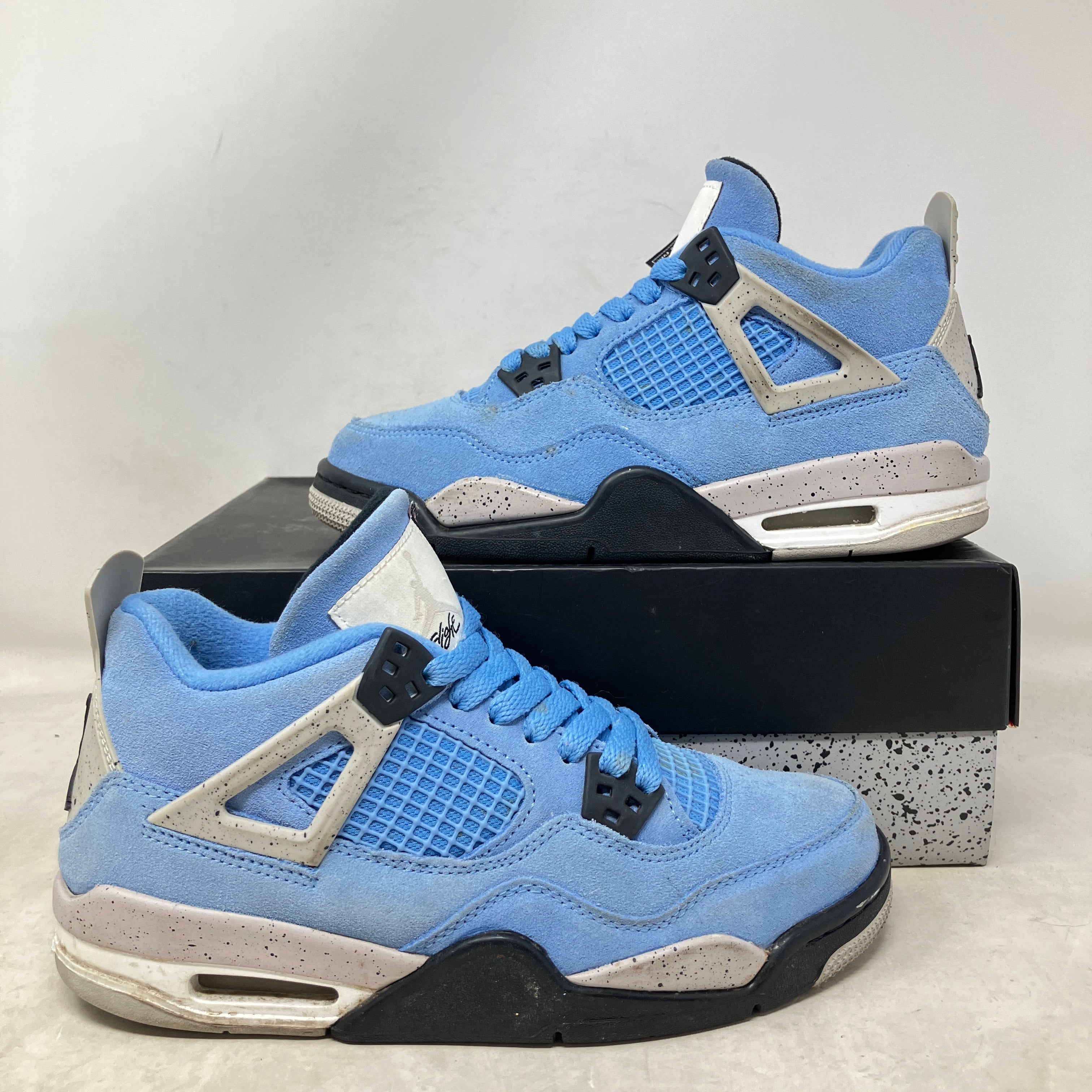 Jordan 4 Retro University Blue (GS)