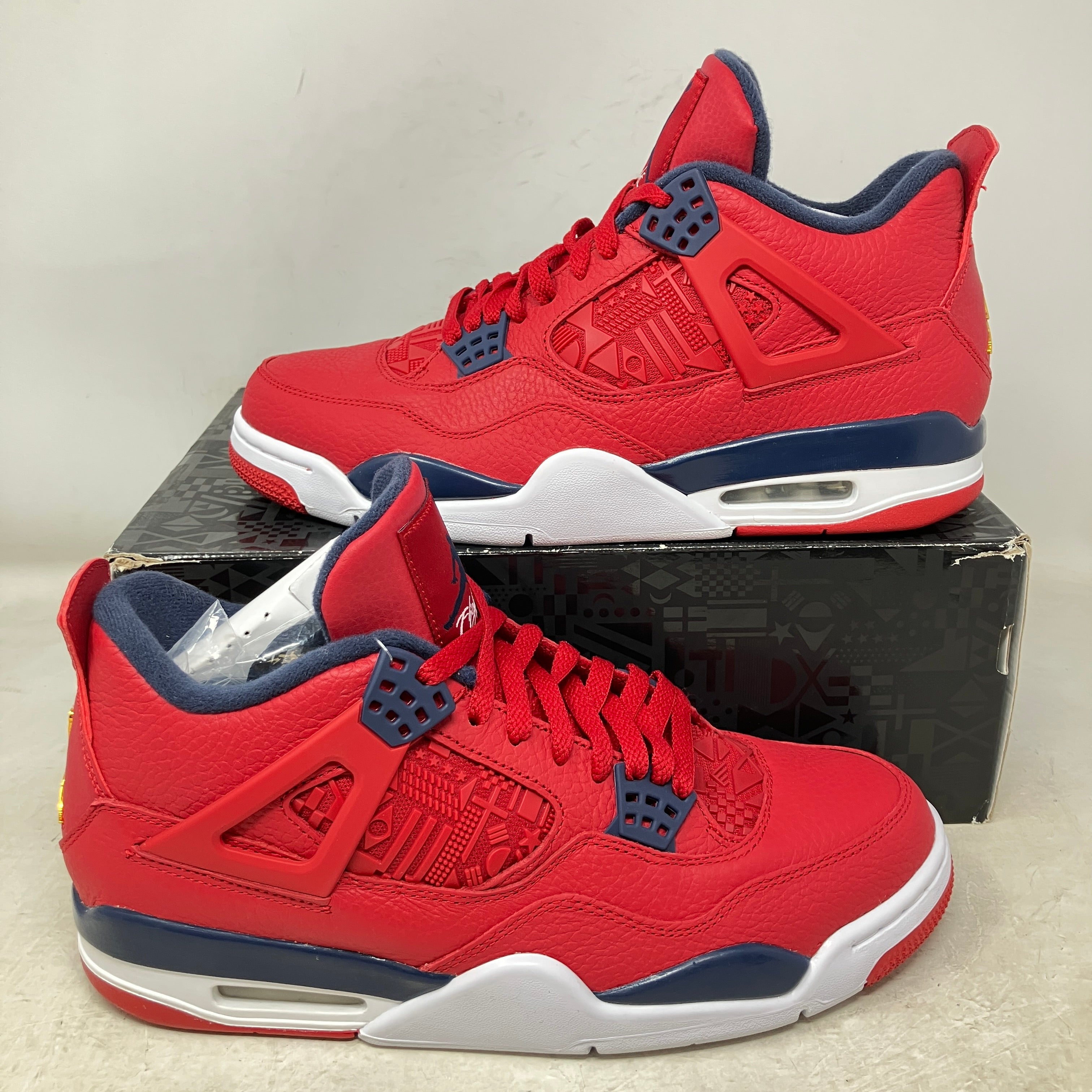Jordan 4 Retro FIBA (2019)