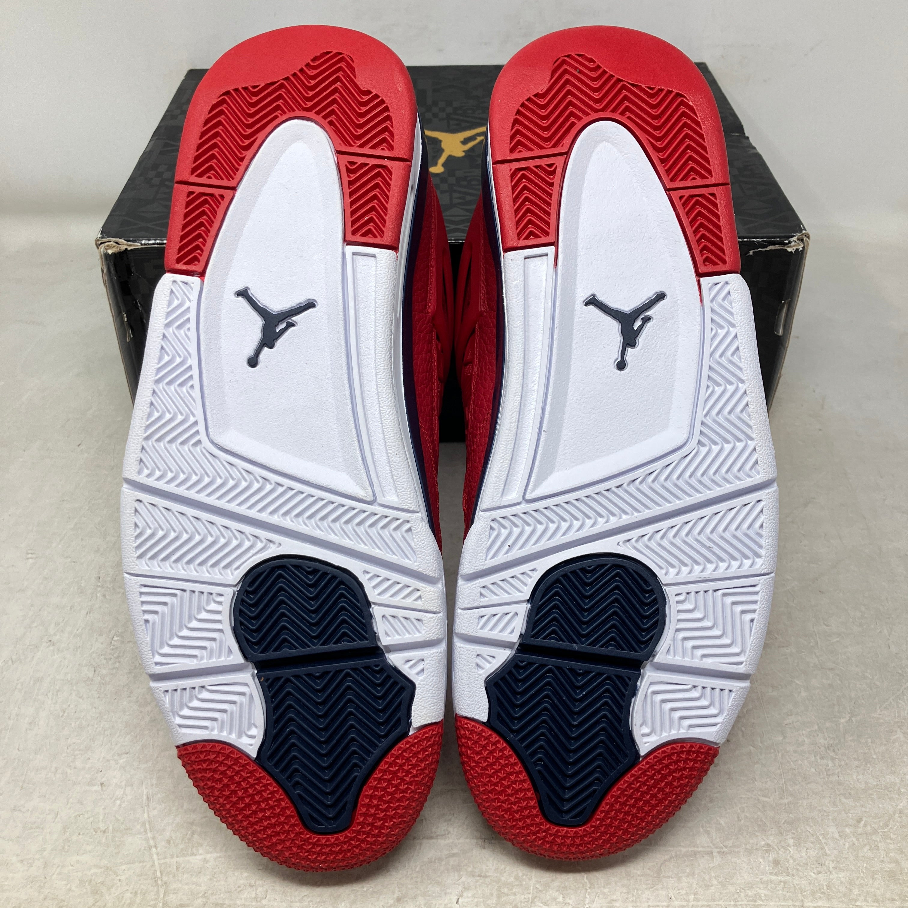 Jordan 4 Retro FIBA (2019)
