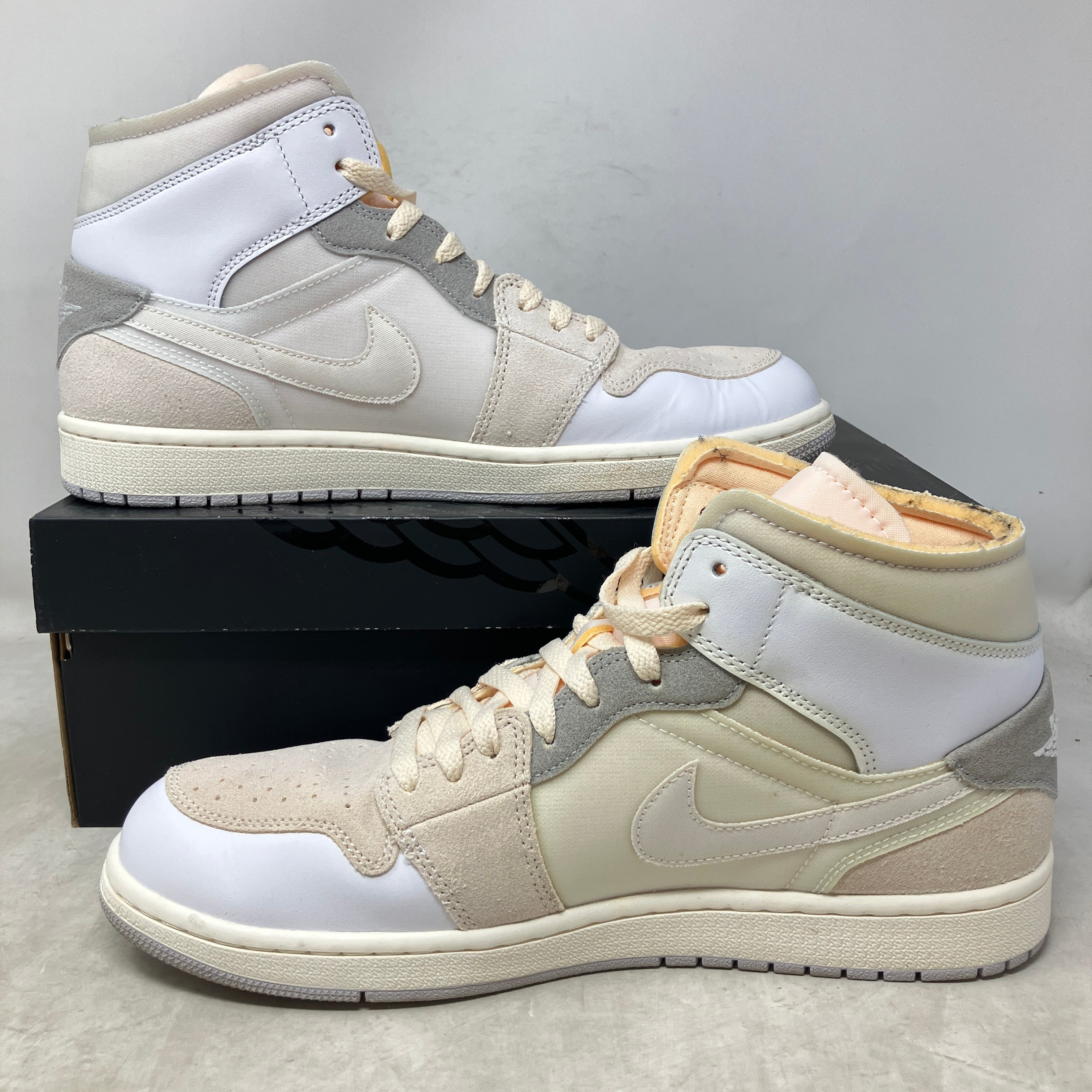 Jordan 1 Mid SE Craft Inside Out White Grey