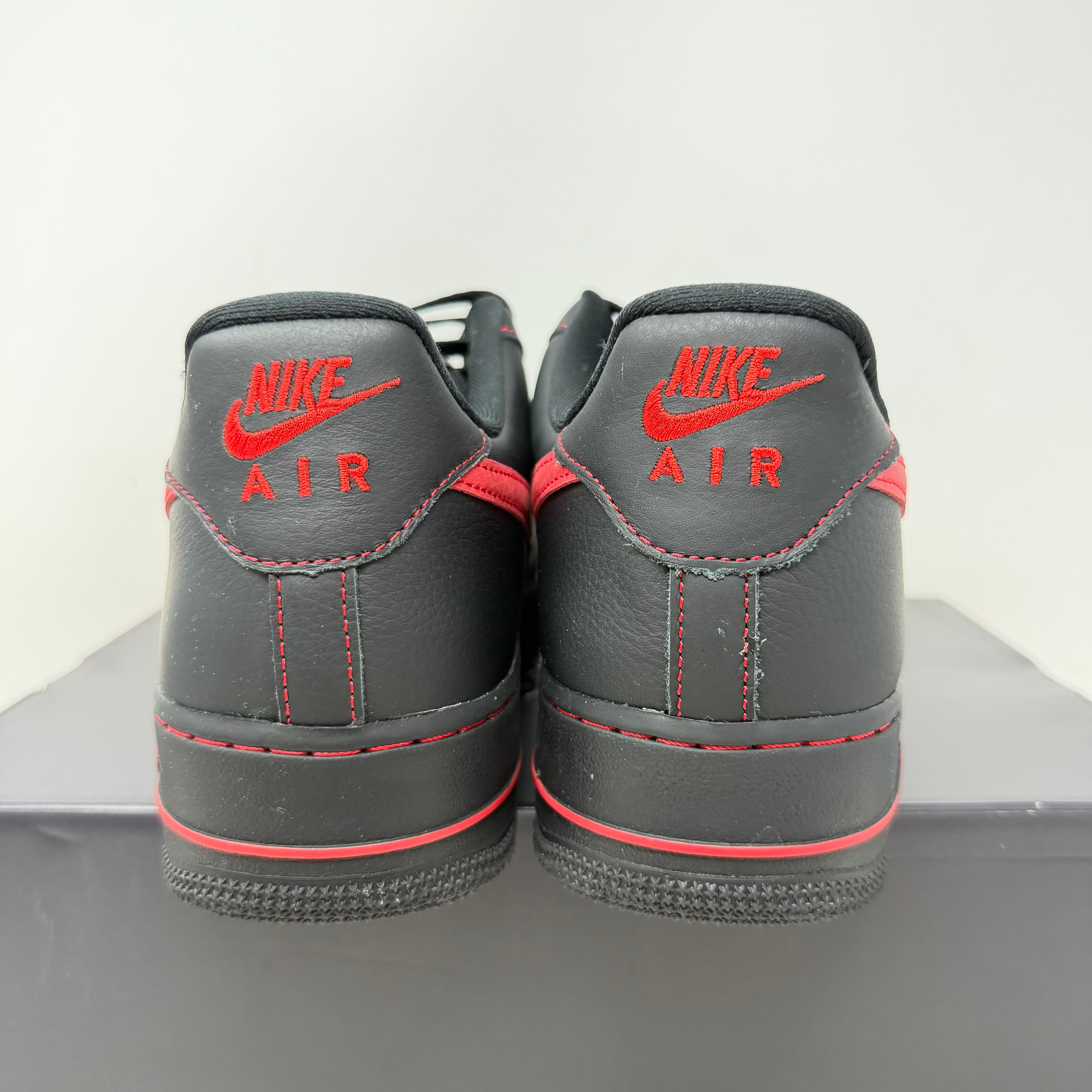 Nike Air Force 1 Low '07 LV8 Bred