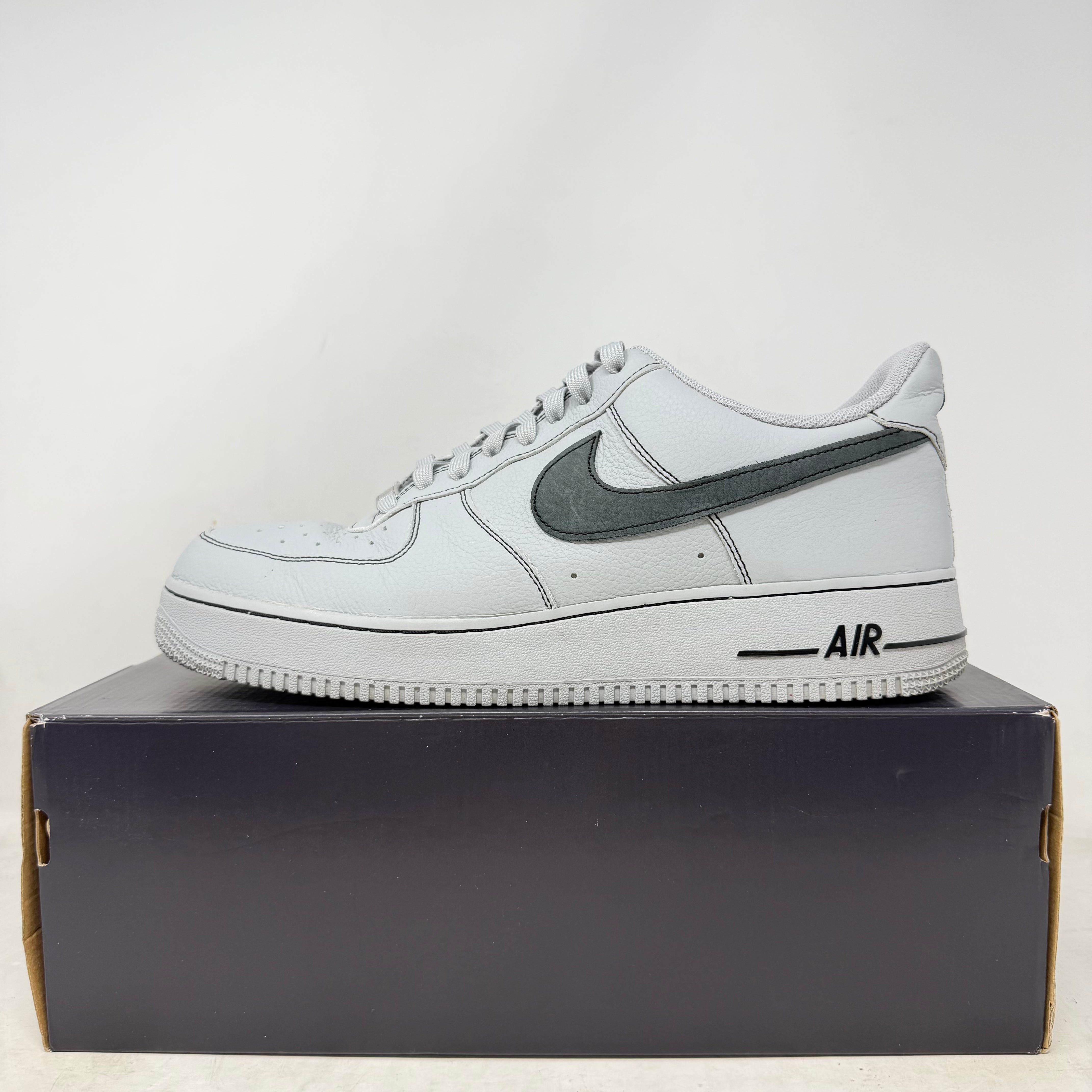 Nike Air Force 1 Low '07 LV8 Wolf Grey Black