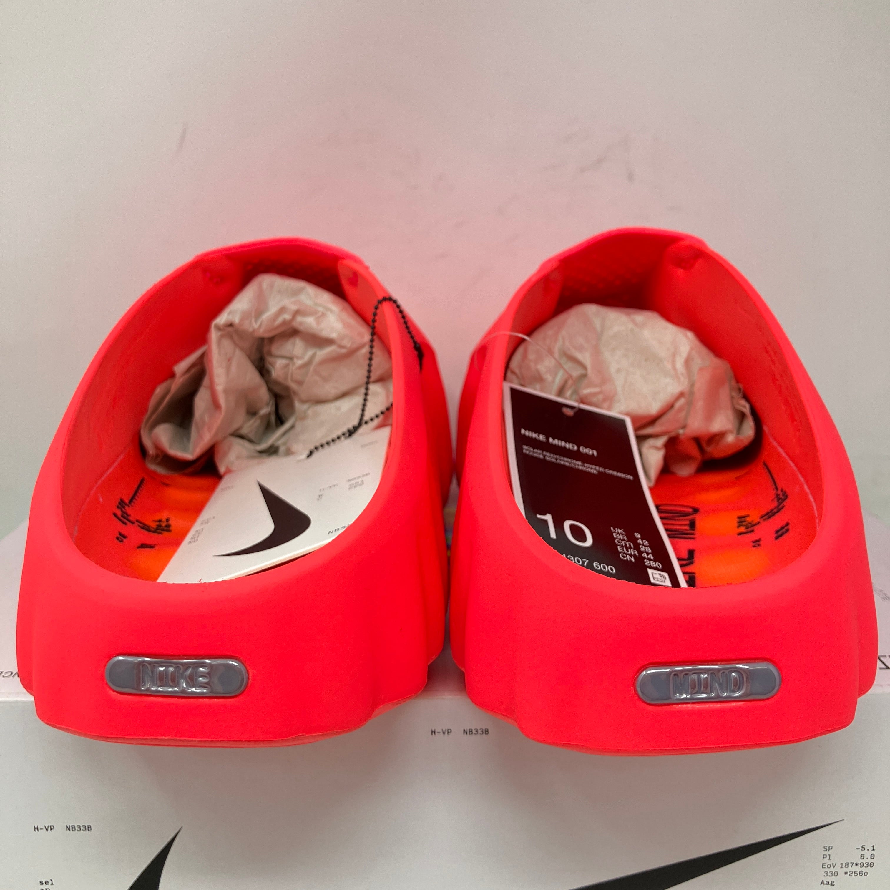 Nike Mind 001 Slide Solar Red