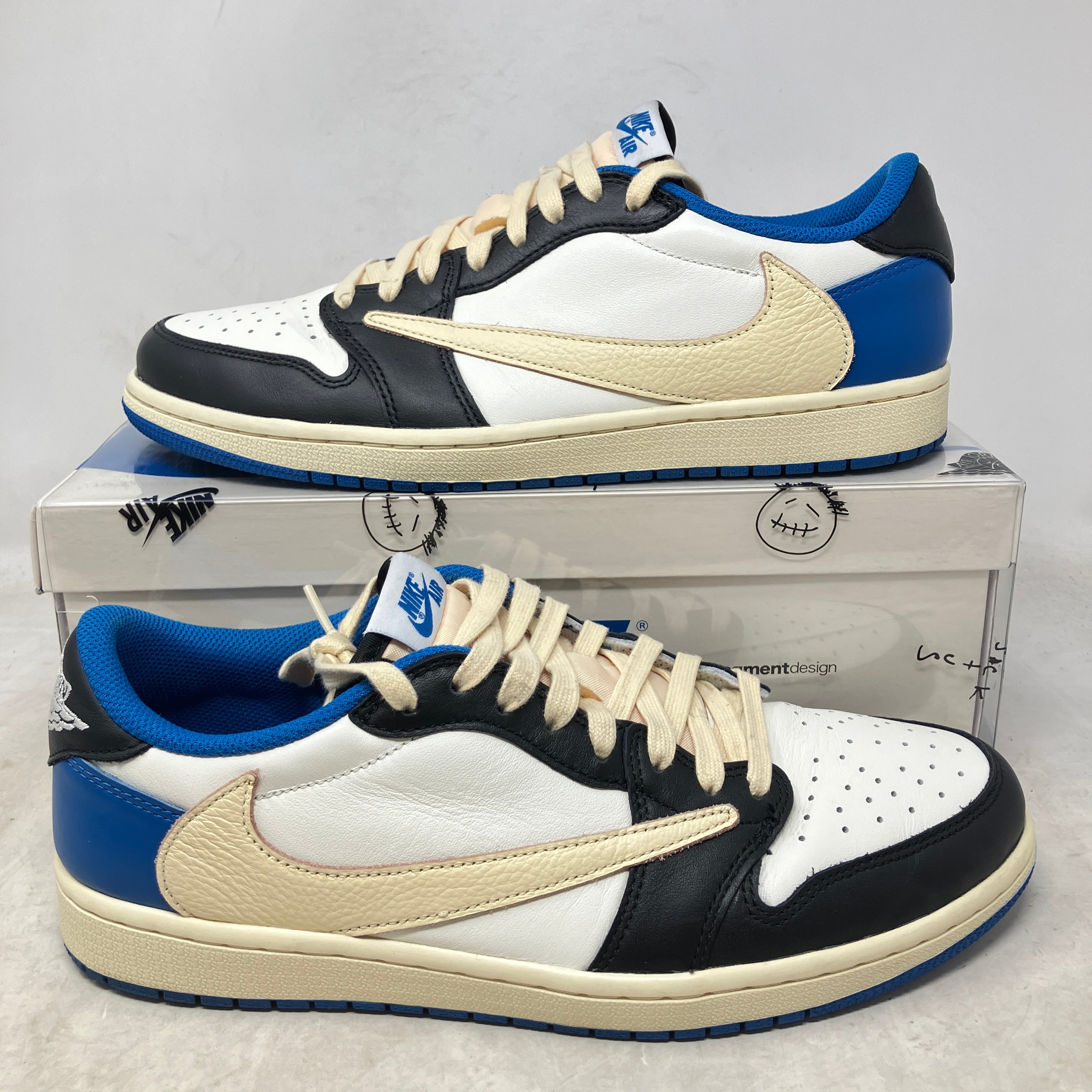 Jordan 1 Retro Low OG SP Fragment x Travis Scott
