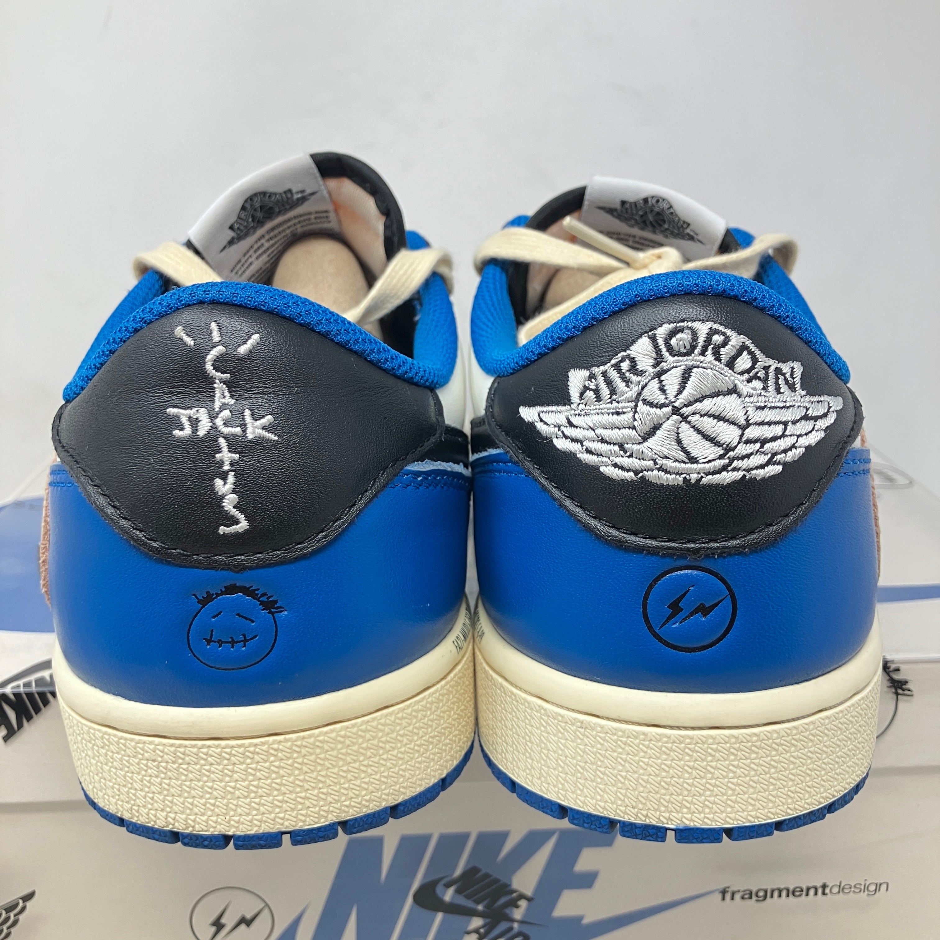 Jordan 1 Retro Low OG SP Fragment x Travis Scott
