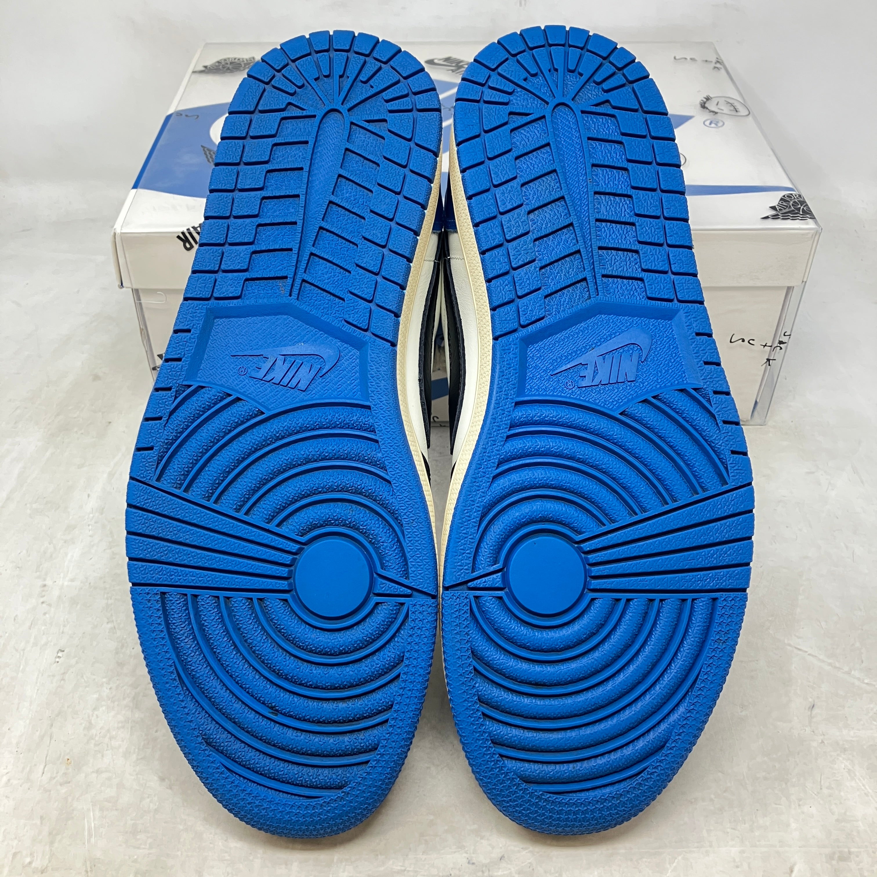 Jordan 1 Retro Low OG SP Fragment x Travis Scott