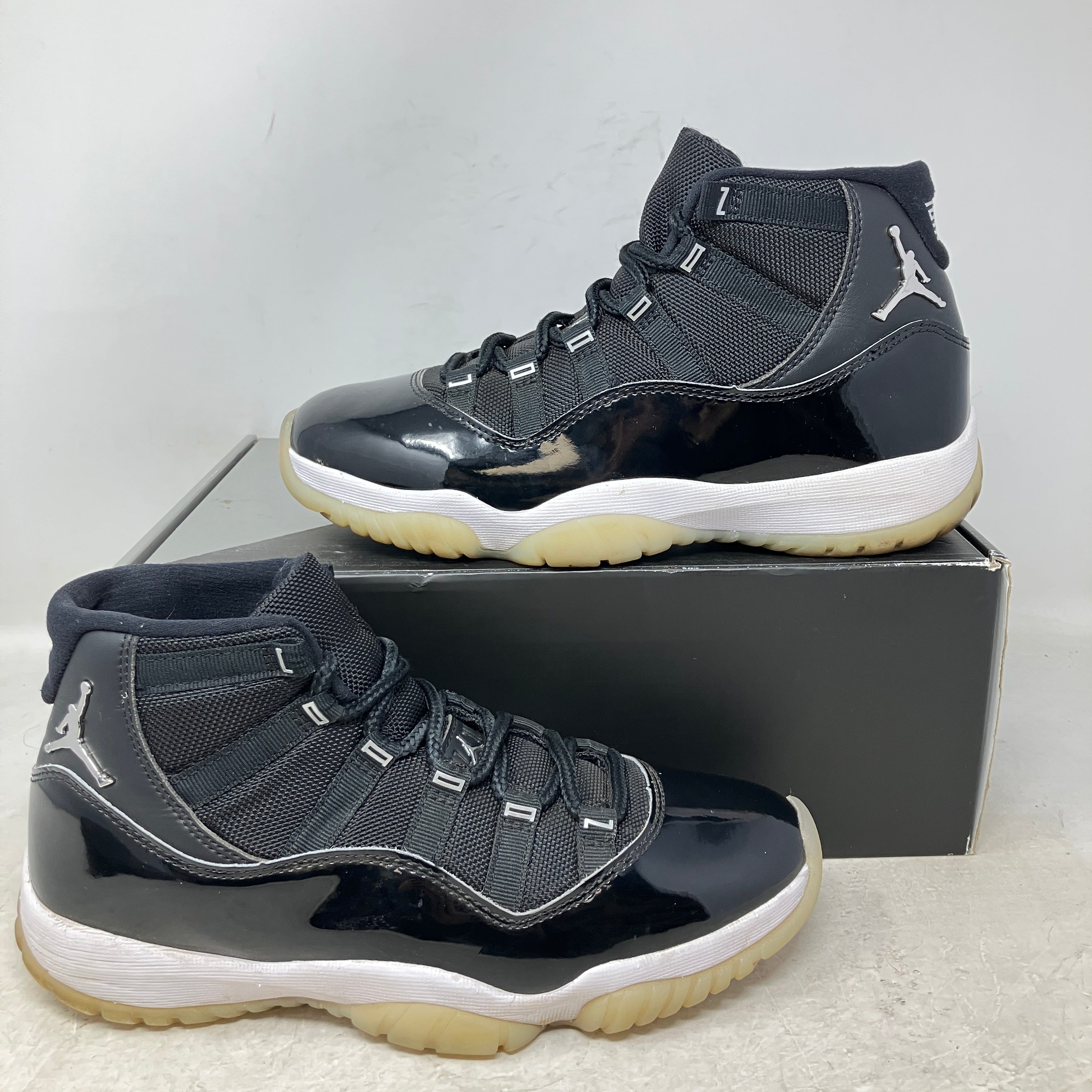 Jordan 11 Retro Jubilee (Women's)