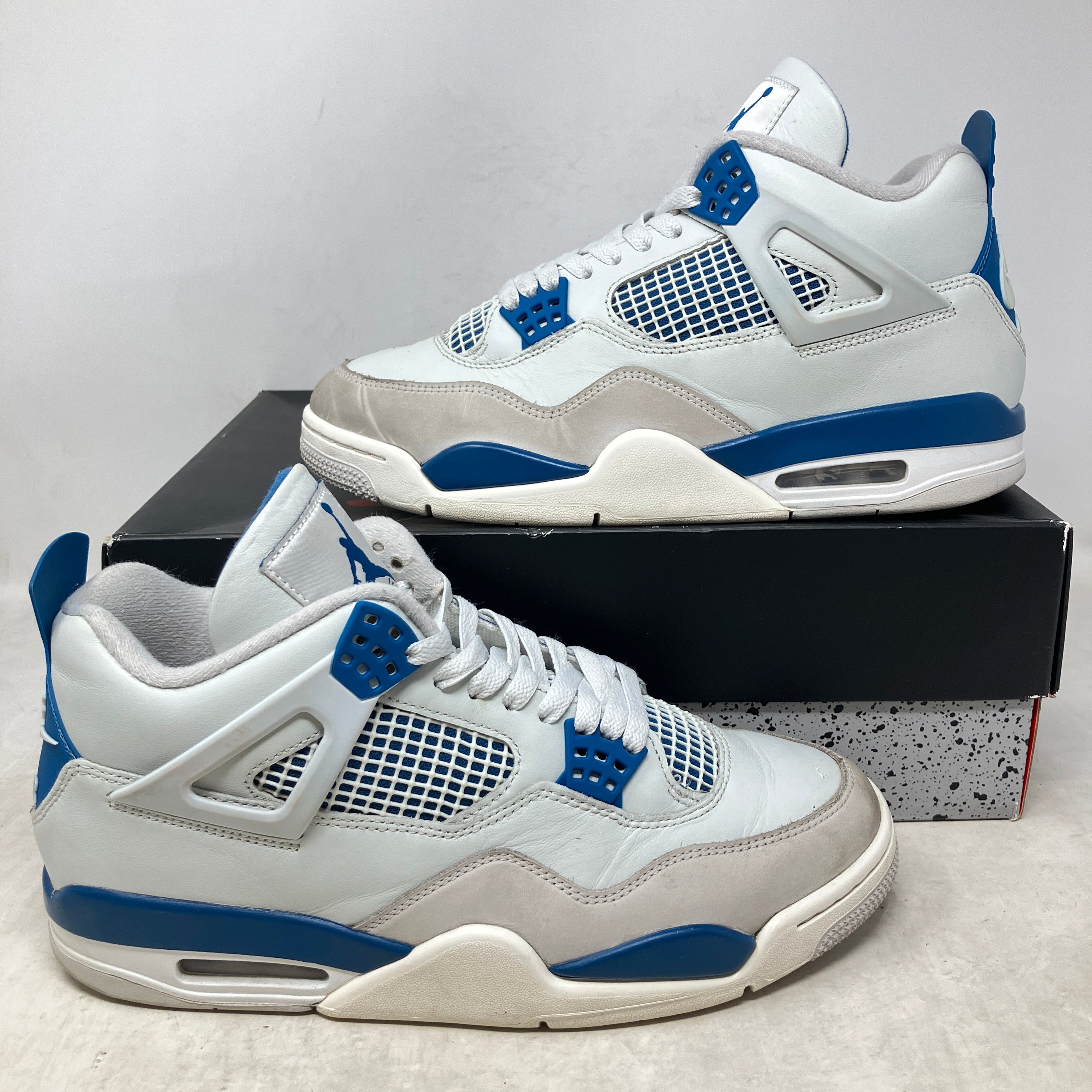 Jordan 4 Retro Military Blue (2024)