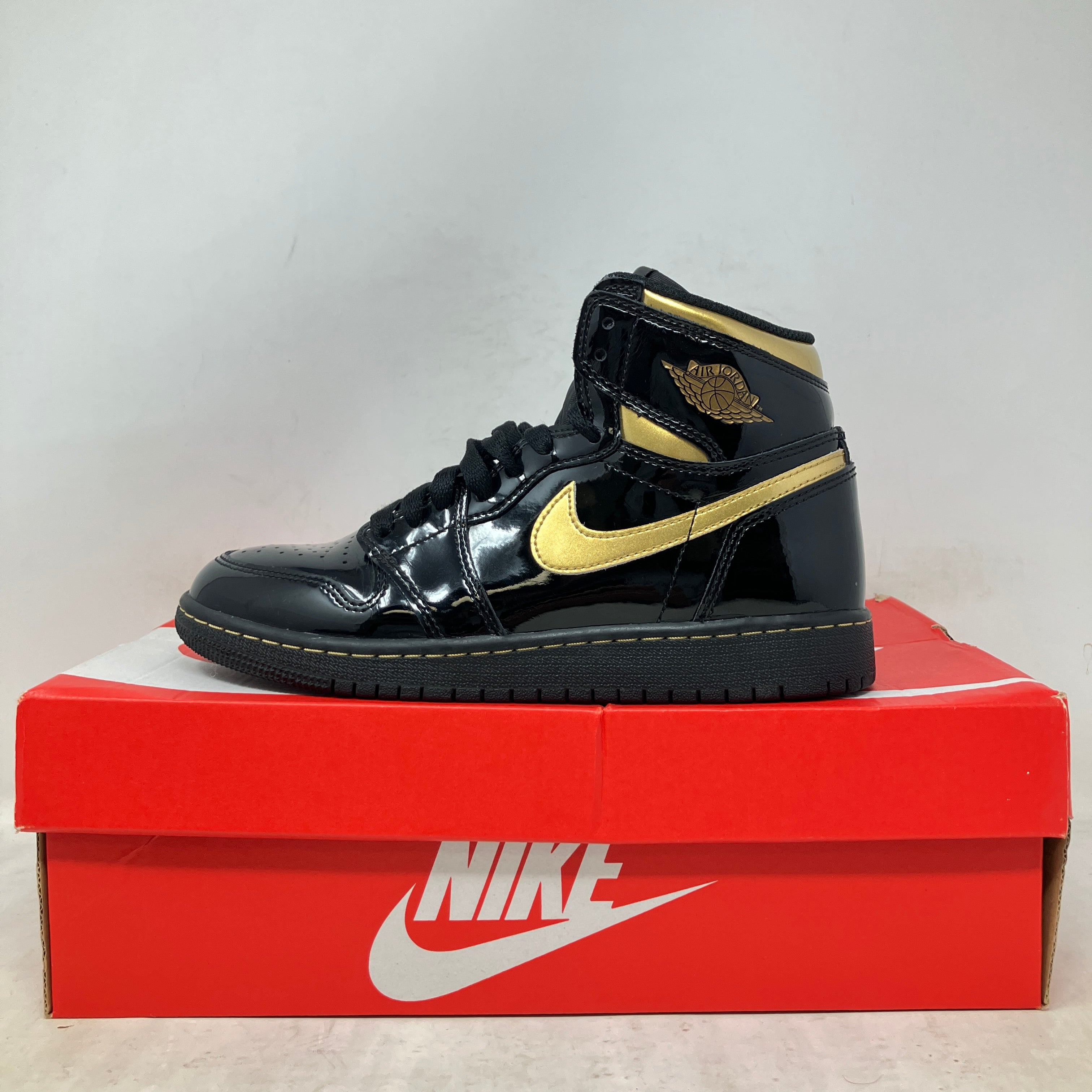 Jordan 1 Retro High Black Metallic Gold (2020) (GS)