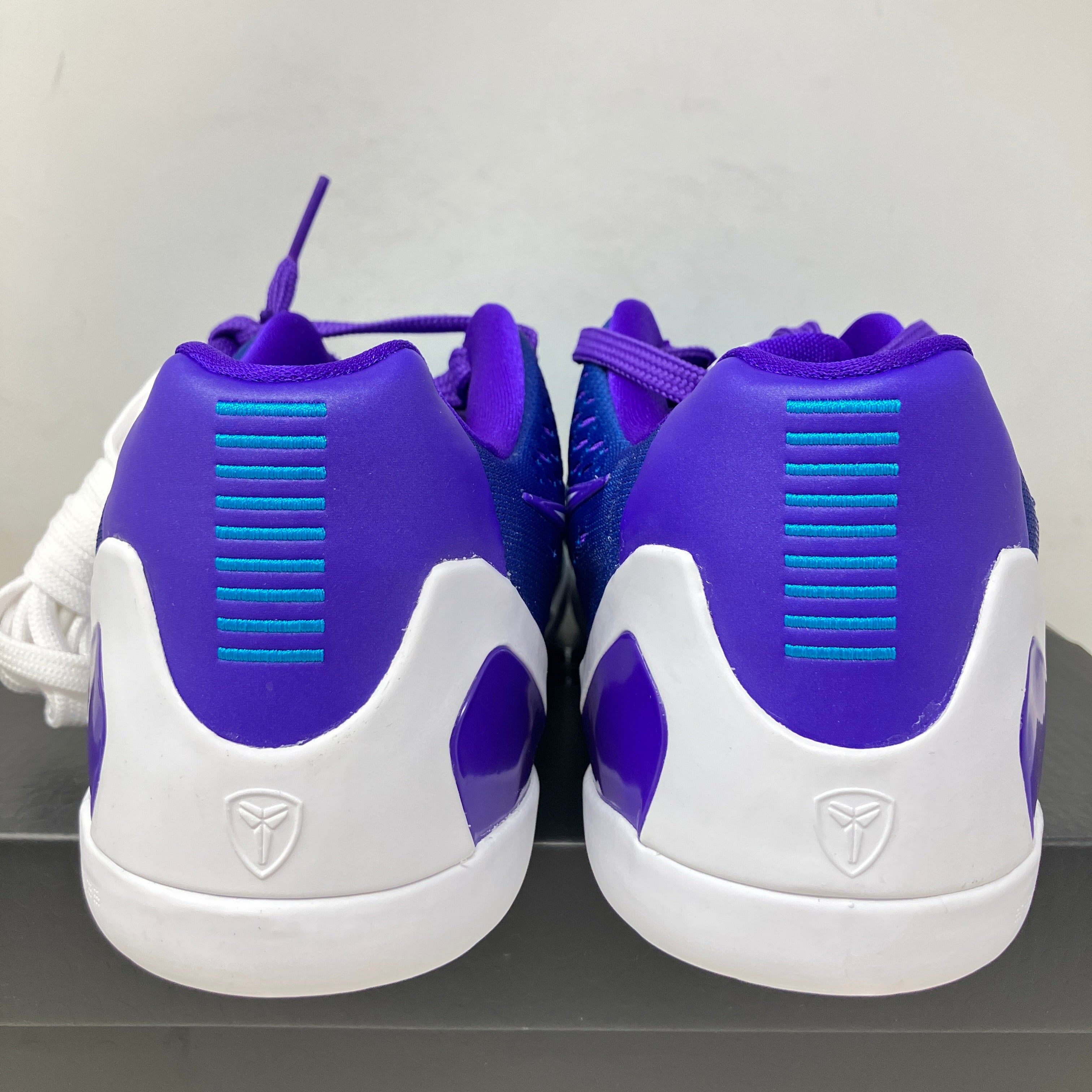 Nike Kobe 9 Low EM Hornets (GS)