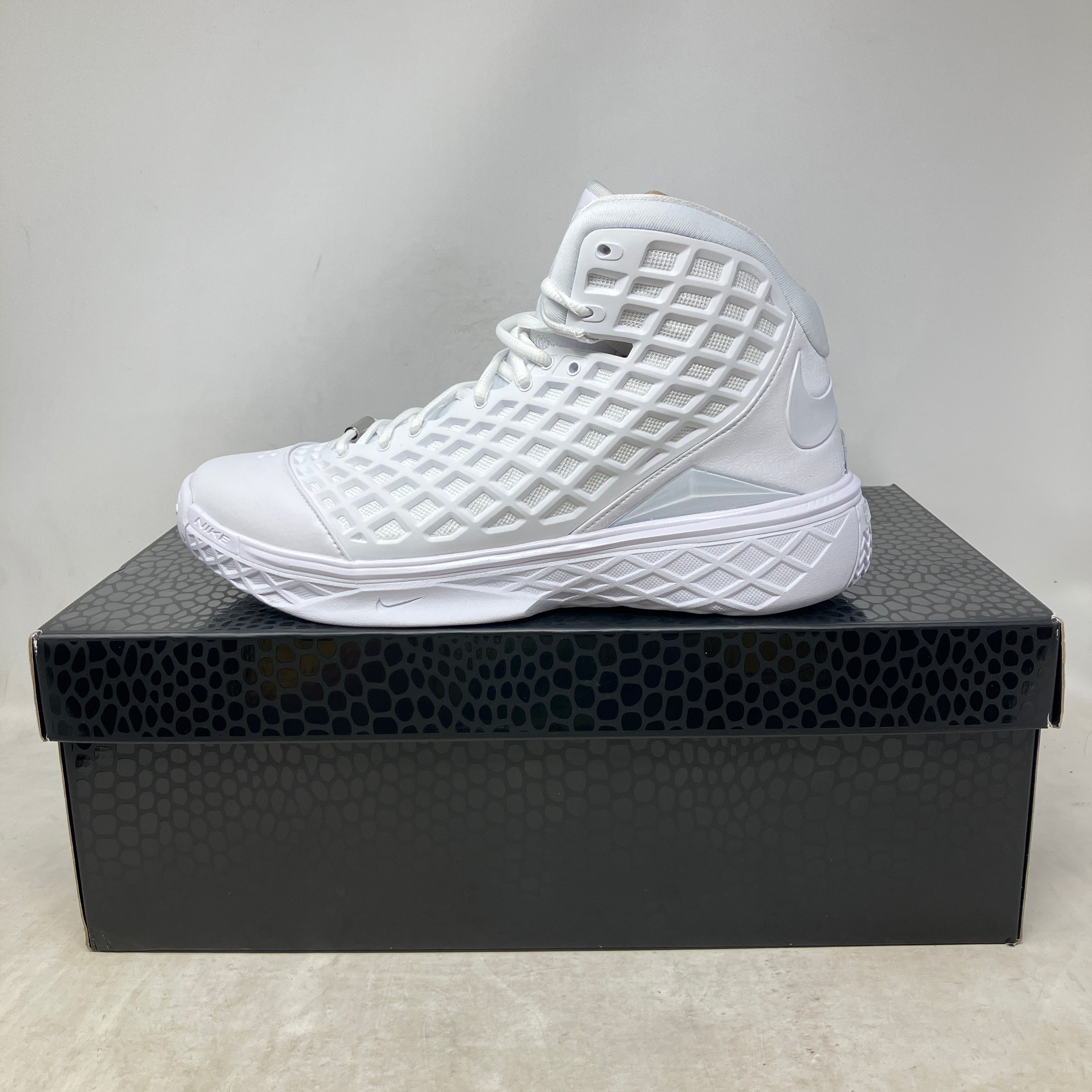 Nike Kobe 3 Protro Halo