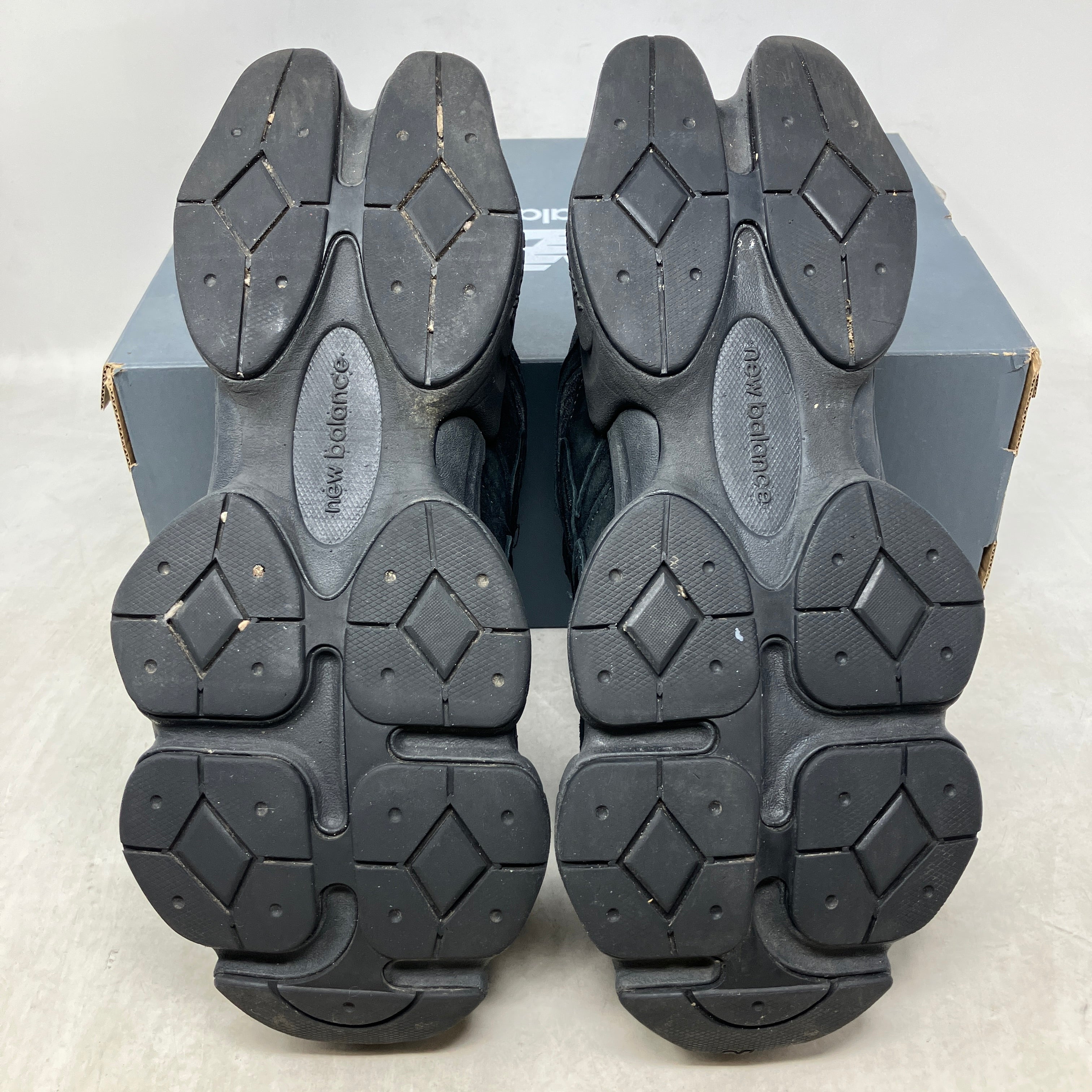 New Balance 9060 Triple Black