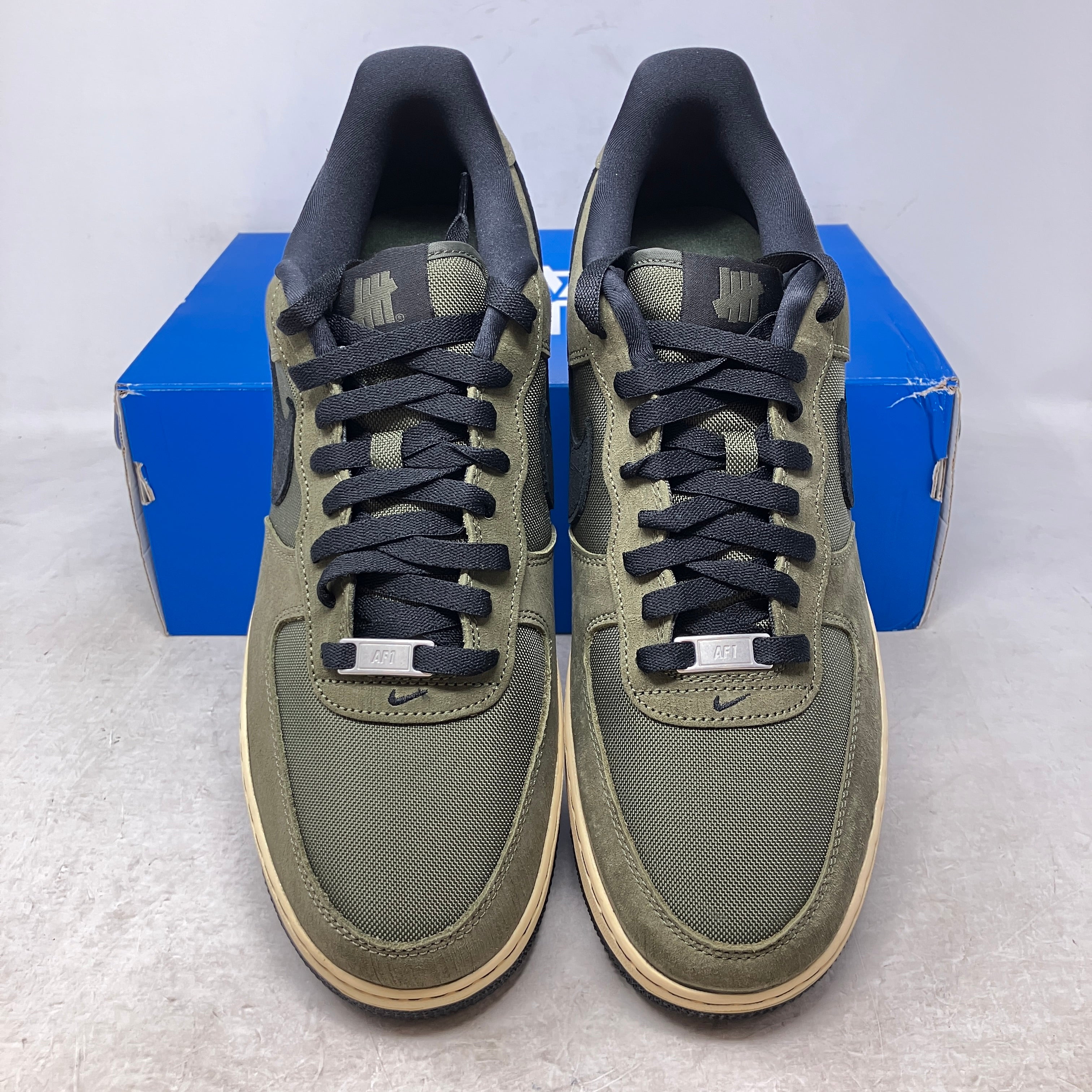 Nike Air Force 1 Low SP Undefeated Ballistic Dunk vs. AF1