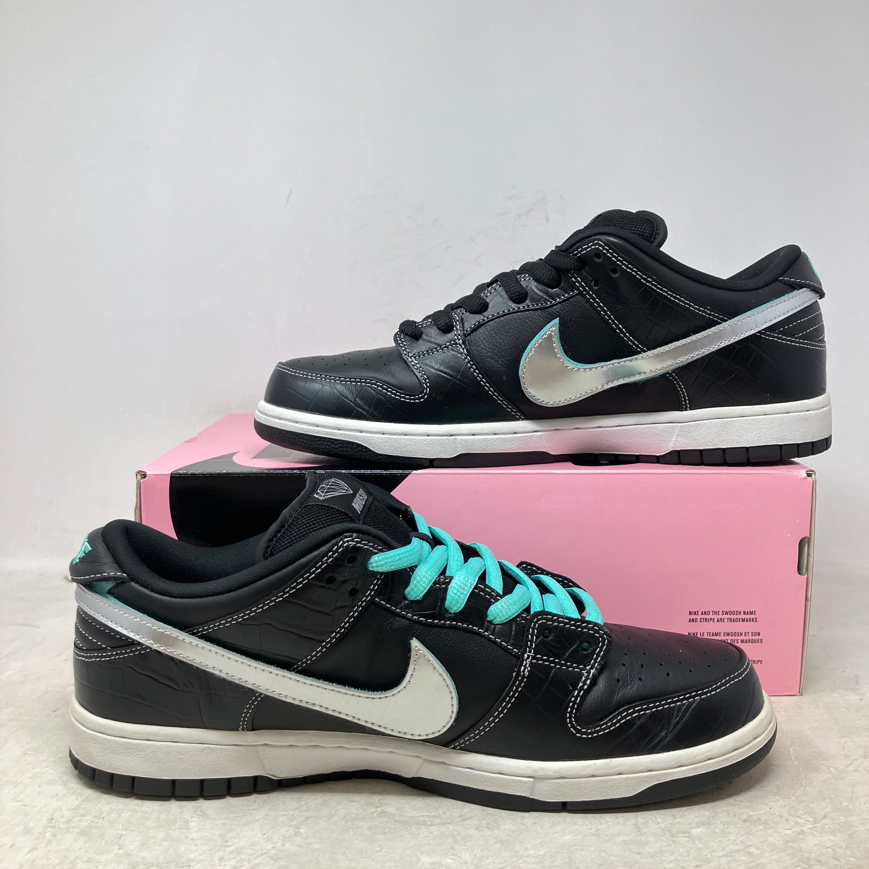 Nike SB Dunk Low Diamond Supply Co. Black Diamond