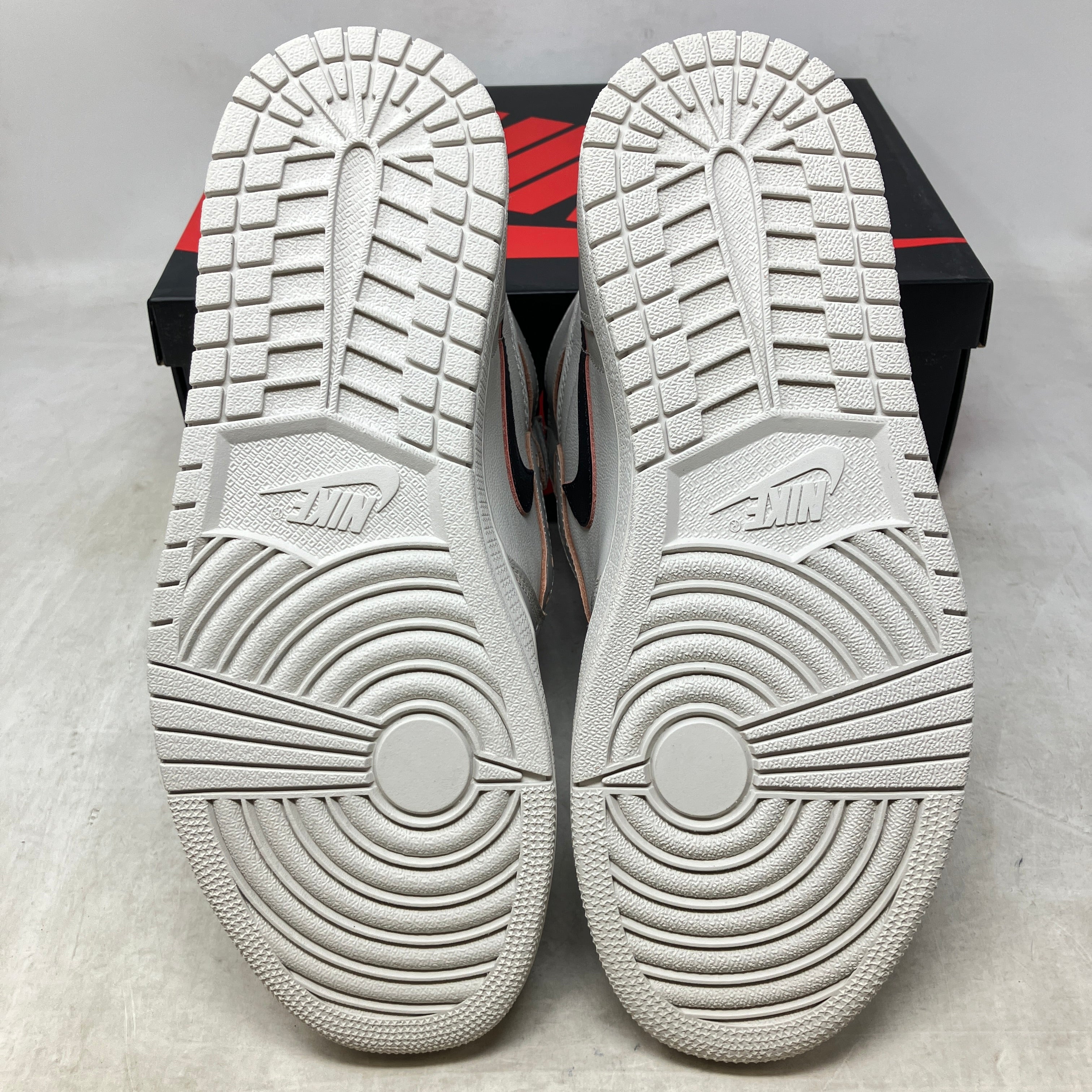 Jordan 1 Retro High OG Defiant SB NYC to Paris