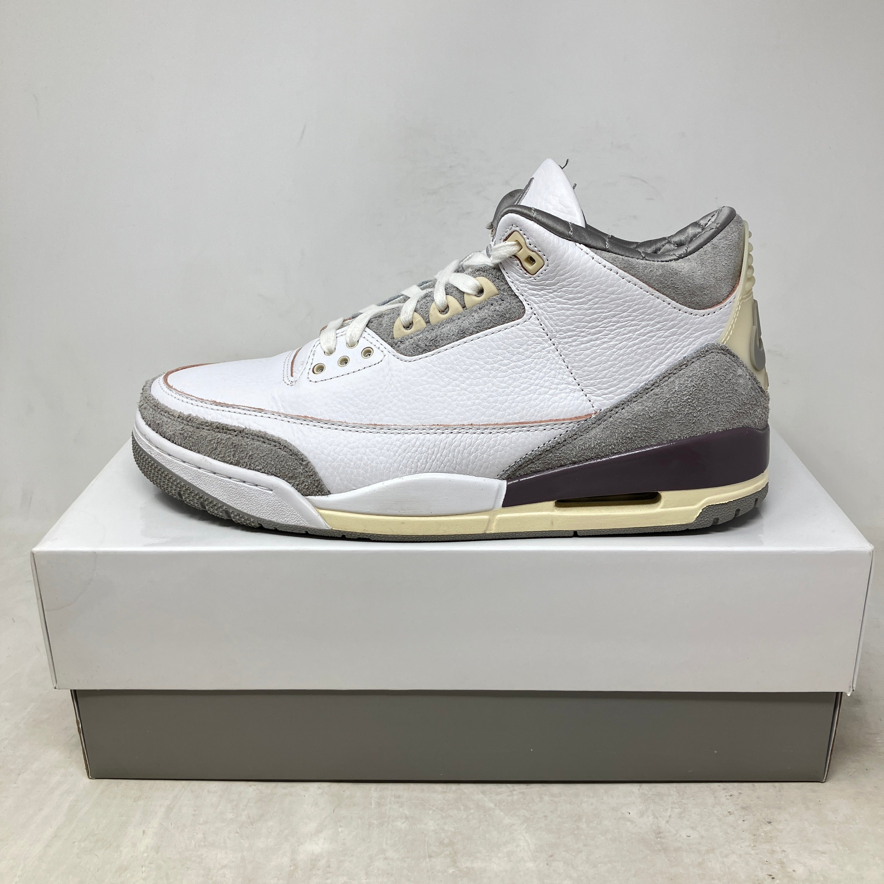 Jordan 3 Retro SP A Ma Maniére (Women's)
