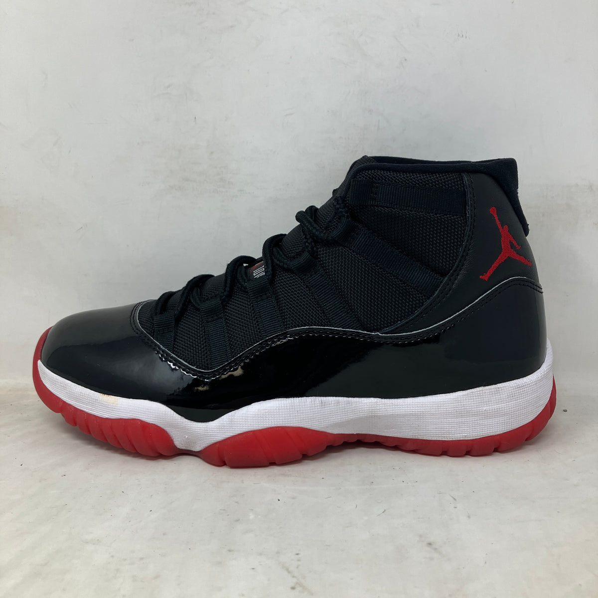 Jordan 11 Retro Playoffs Bred (2019)