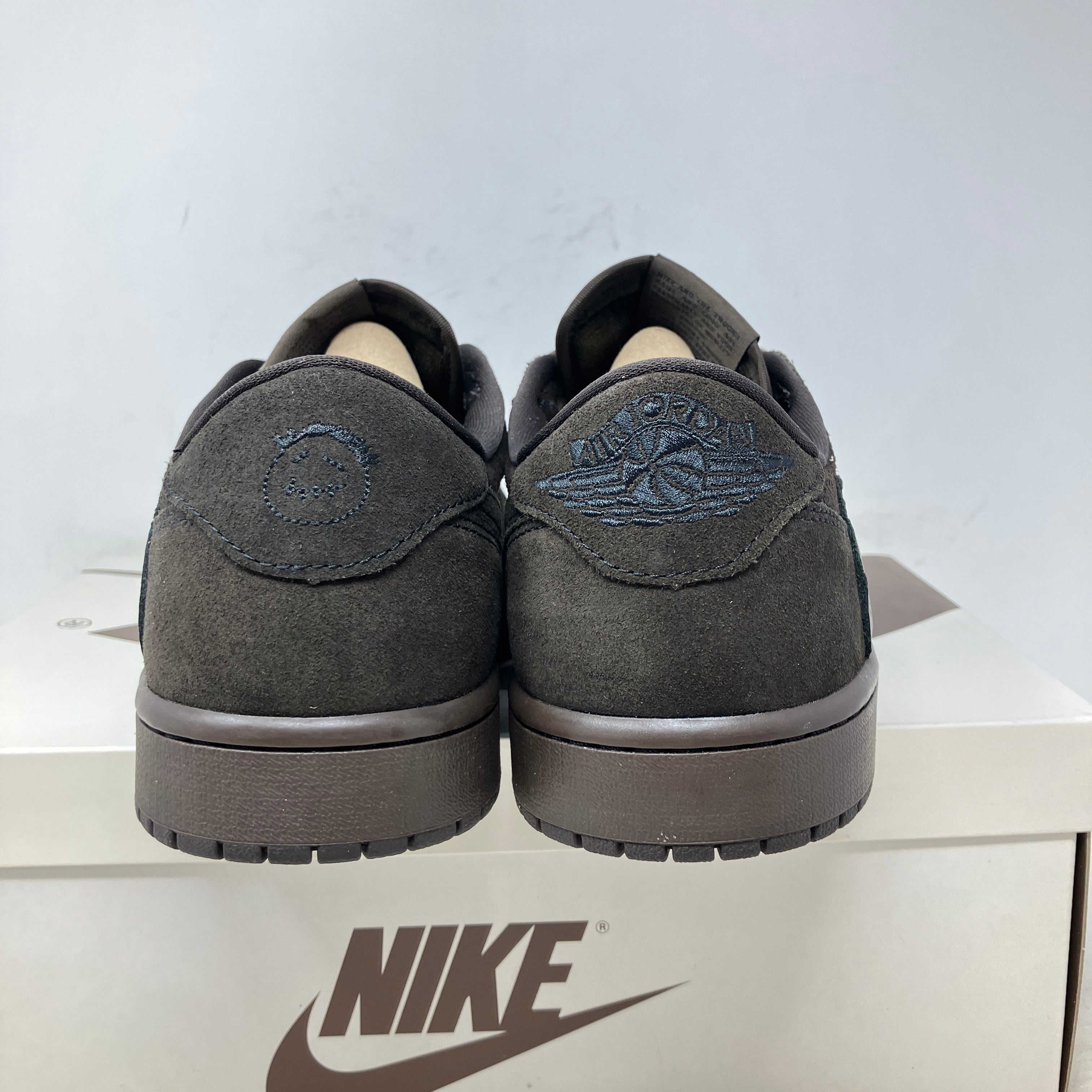 Jordan 1 Retro Low OG SP Travis Scott Velvet Brown