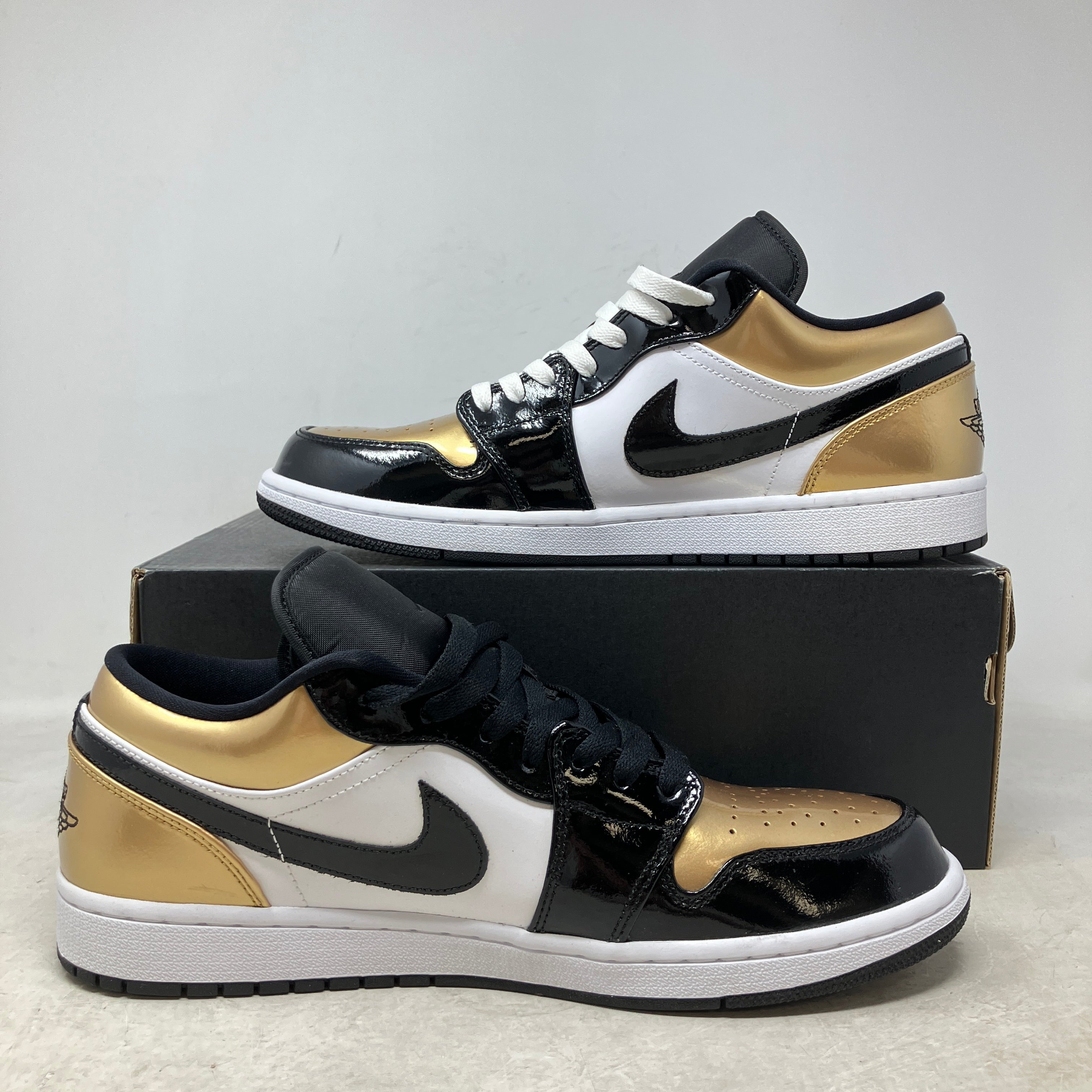 Jordan 1 Low Gold Toe