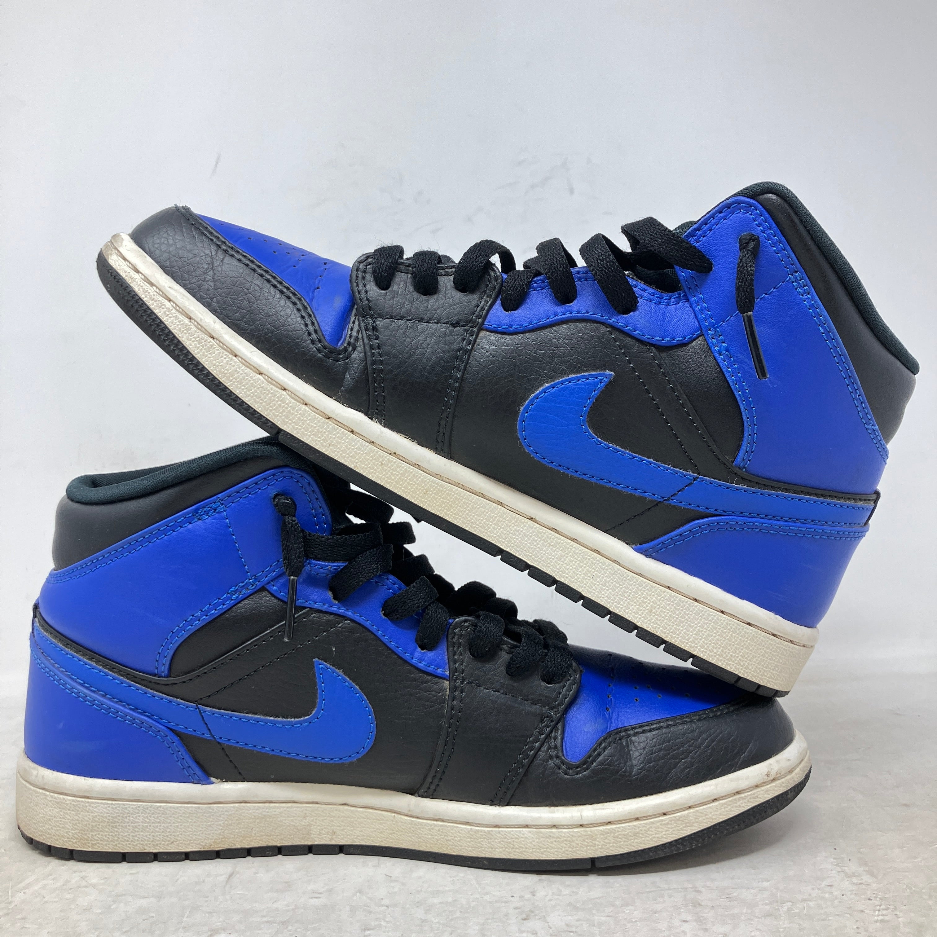 Jordan 1 Mid Hyper Royal Tumbled Leather