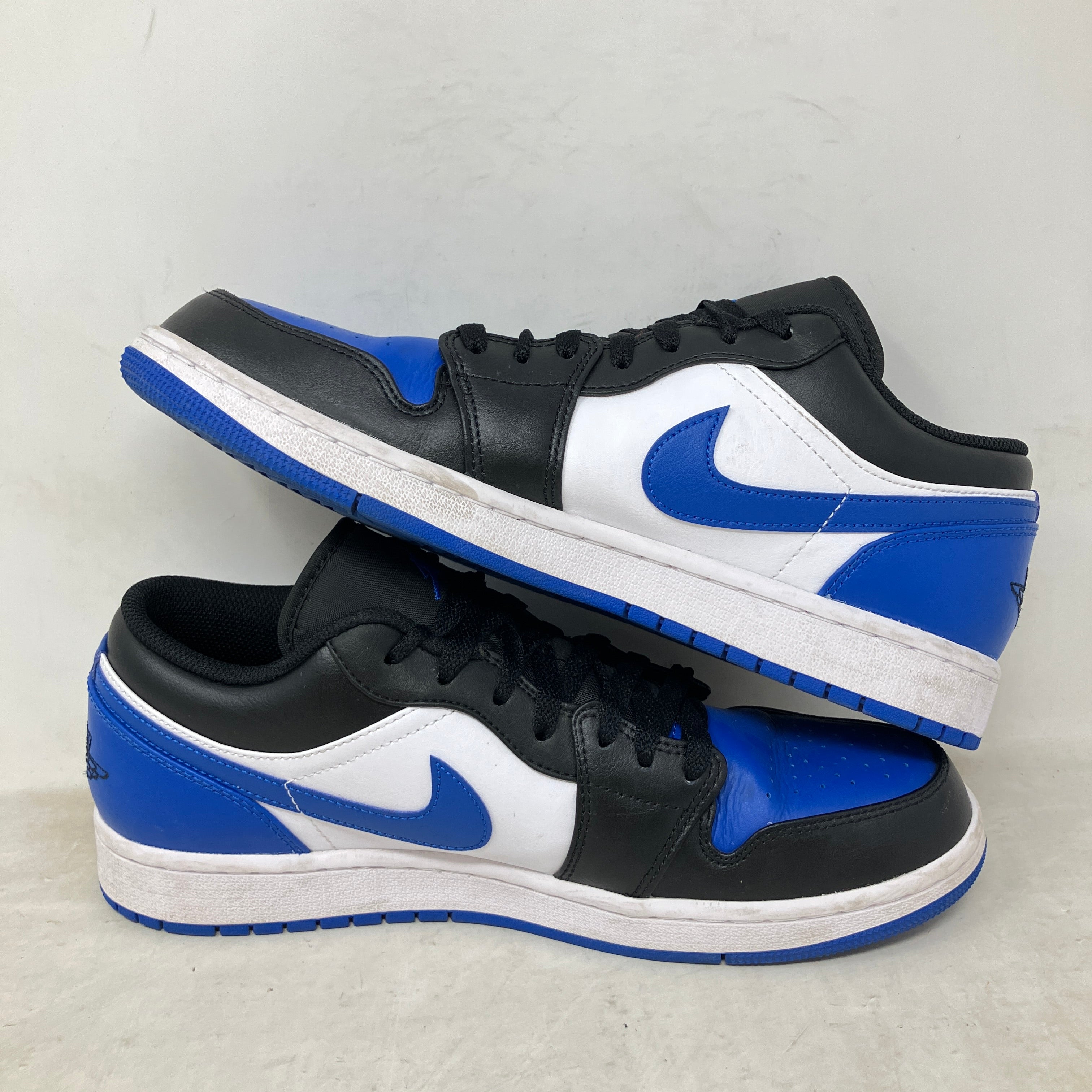 Jordan 1 Low Alternate Royal Toe