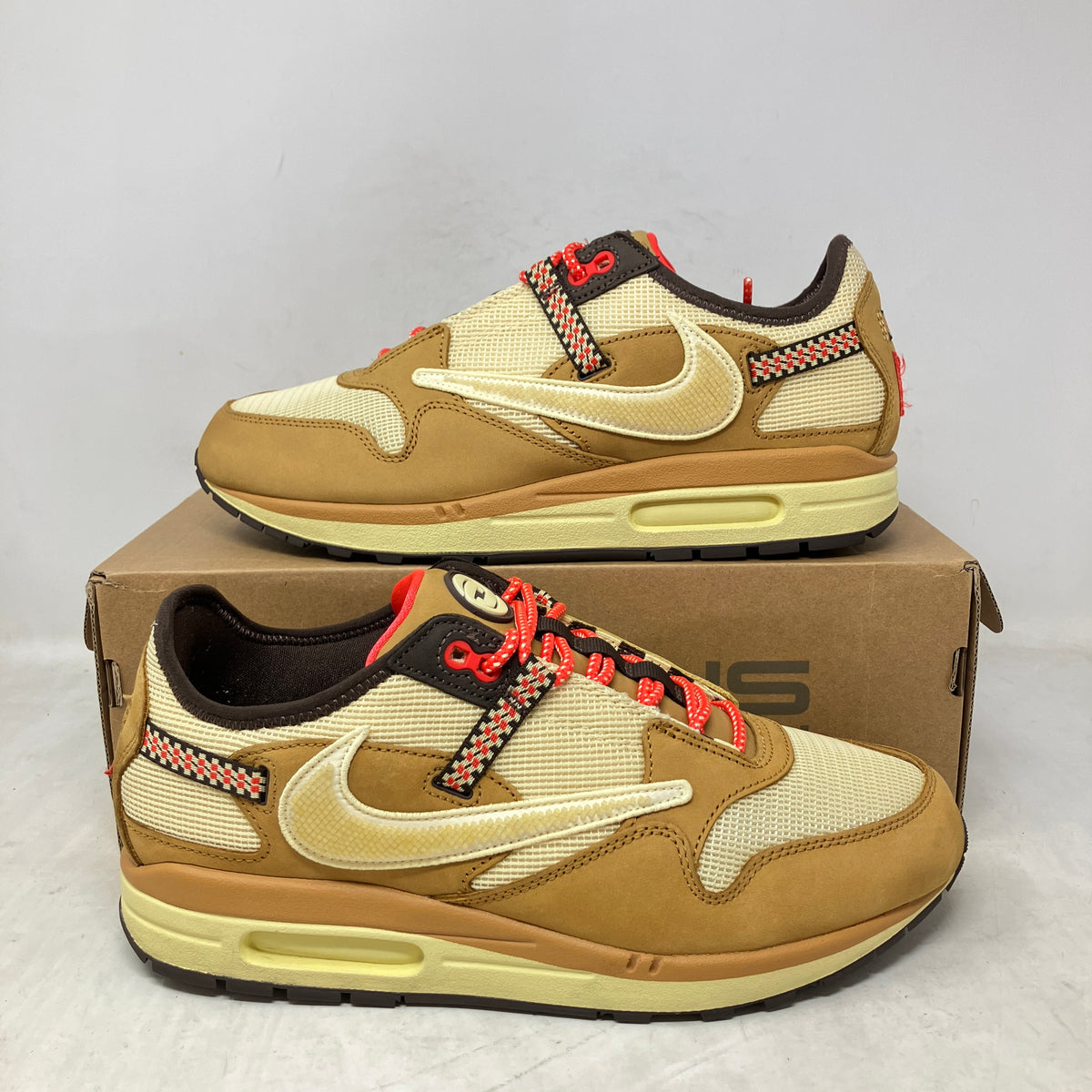 Nike Air Max 1 Travis Scott Cactus Jack Wheat Lemon Drop