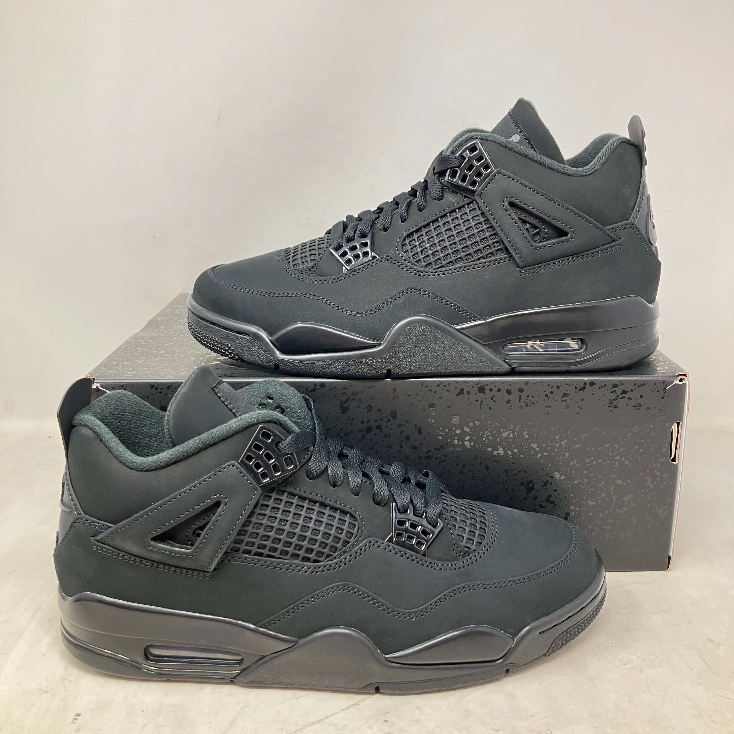 Jordan 4 Retro Black Cat (2025)