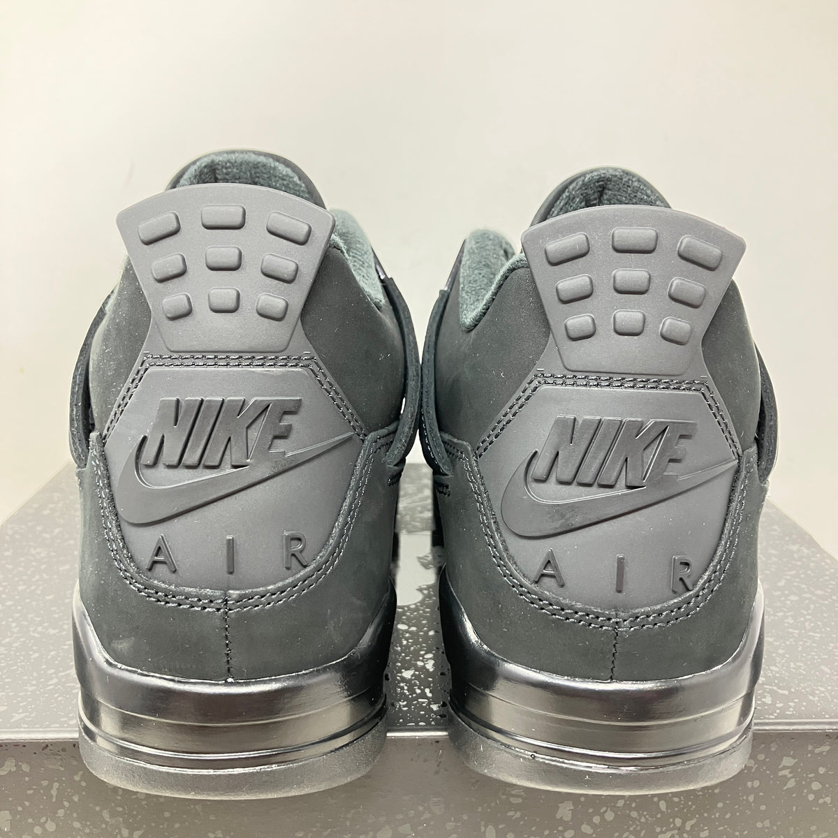 Jordan 4 Retro Black Cat (2025)