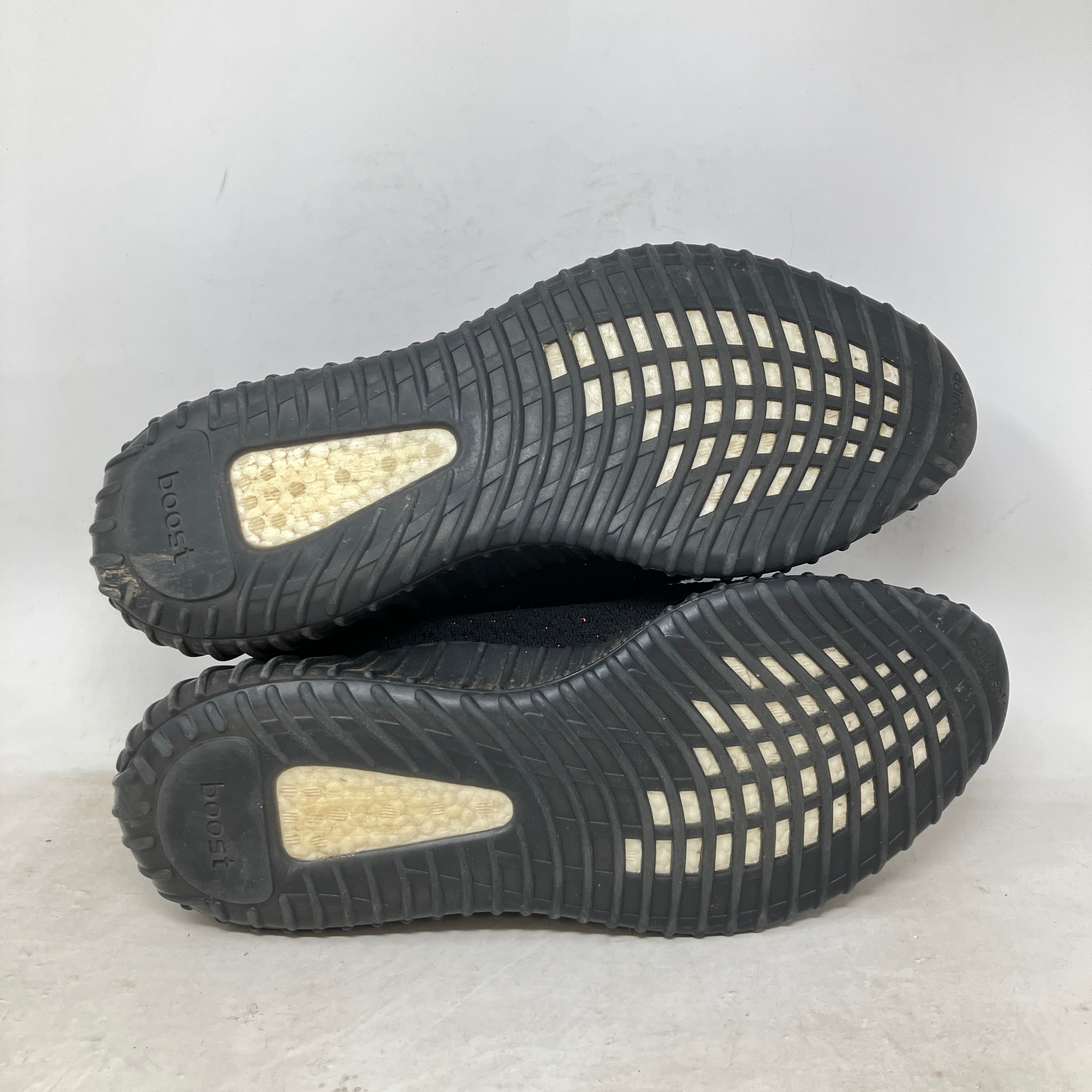 adidas Yeezy Boost 350 V2 Core Black Red