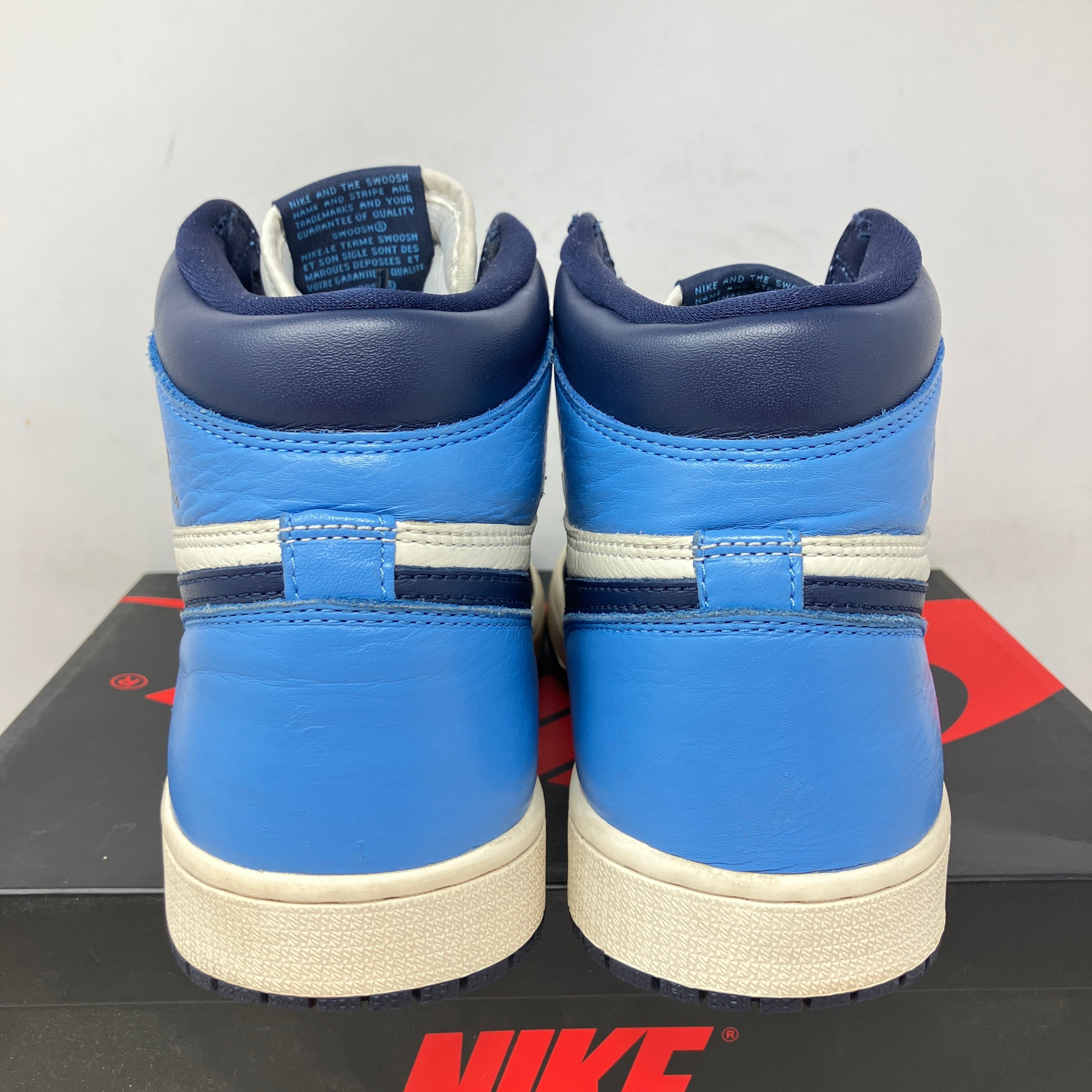 Jordan 1 Retro High Obsidian
