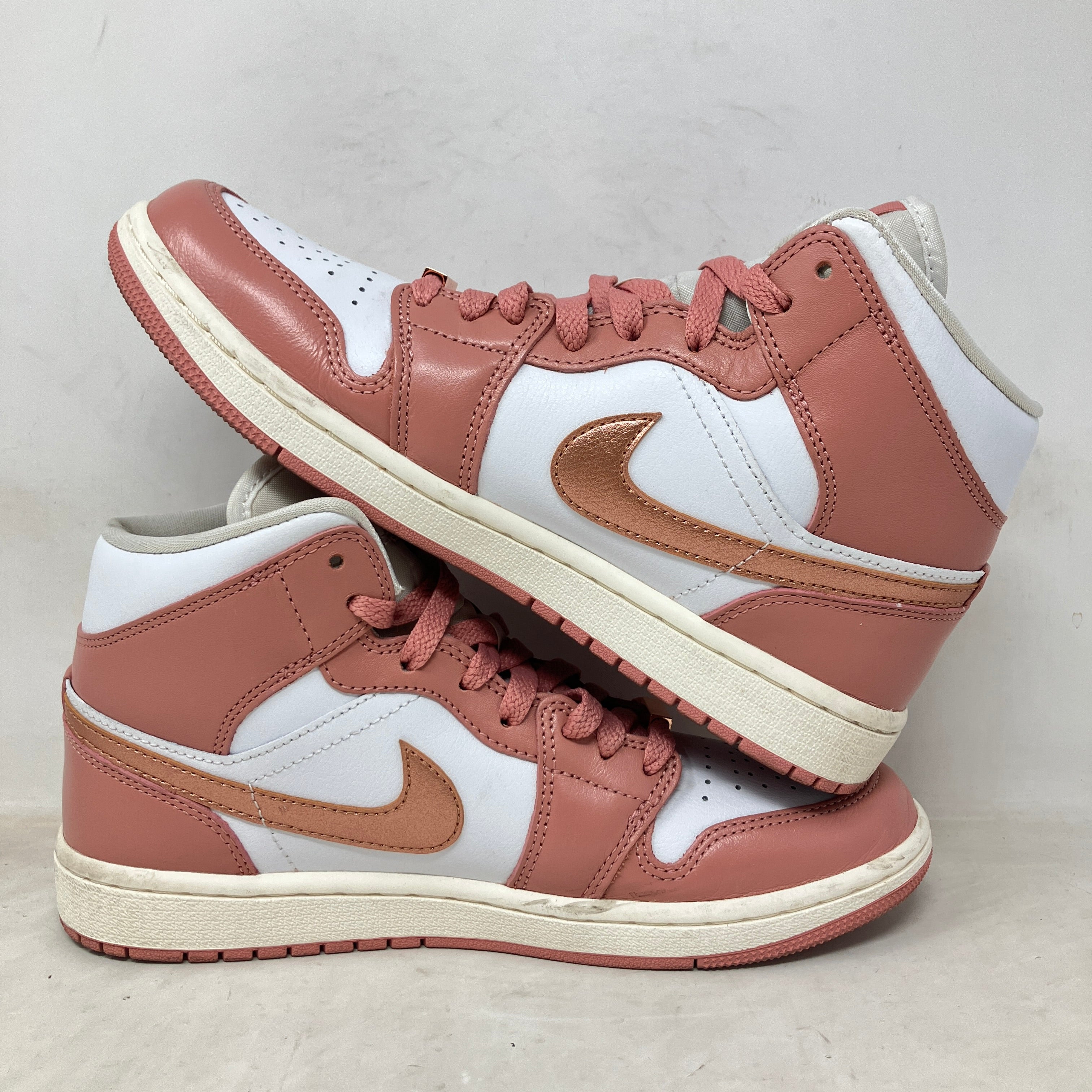 Jordan 1 Mid SE Red Stardust (Women's)