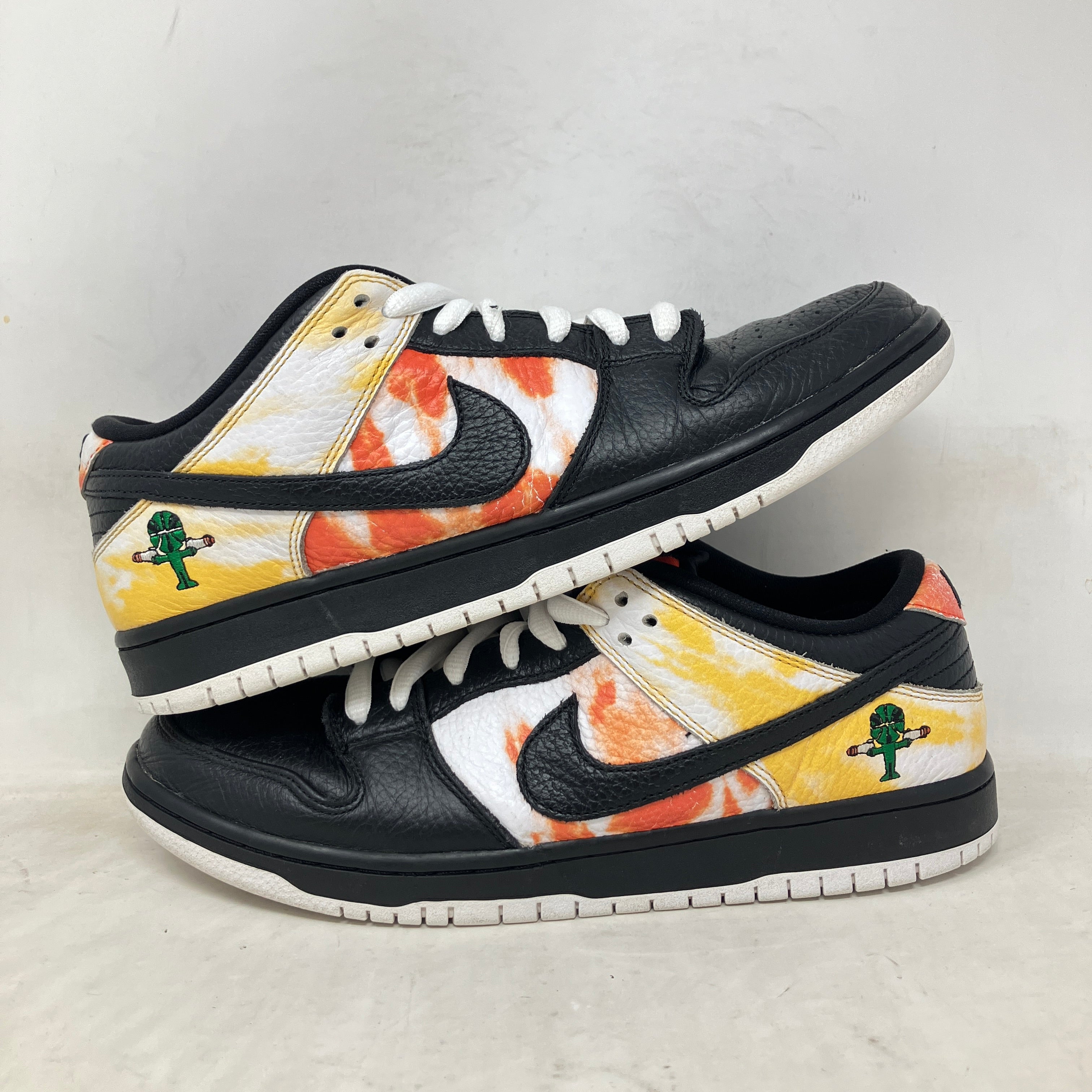 Nike SB Dunk Low Raygun Tie-Dye Black