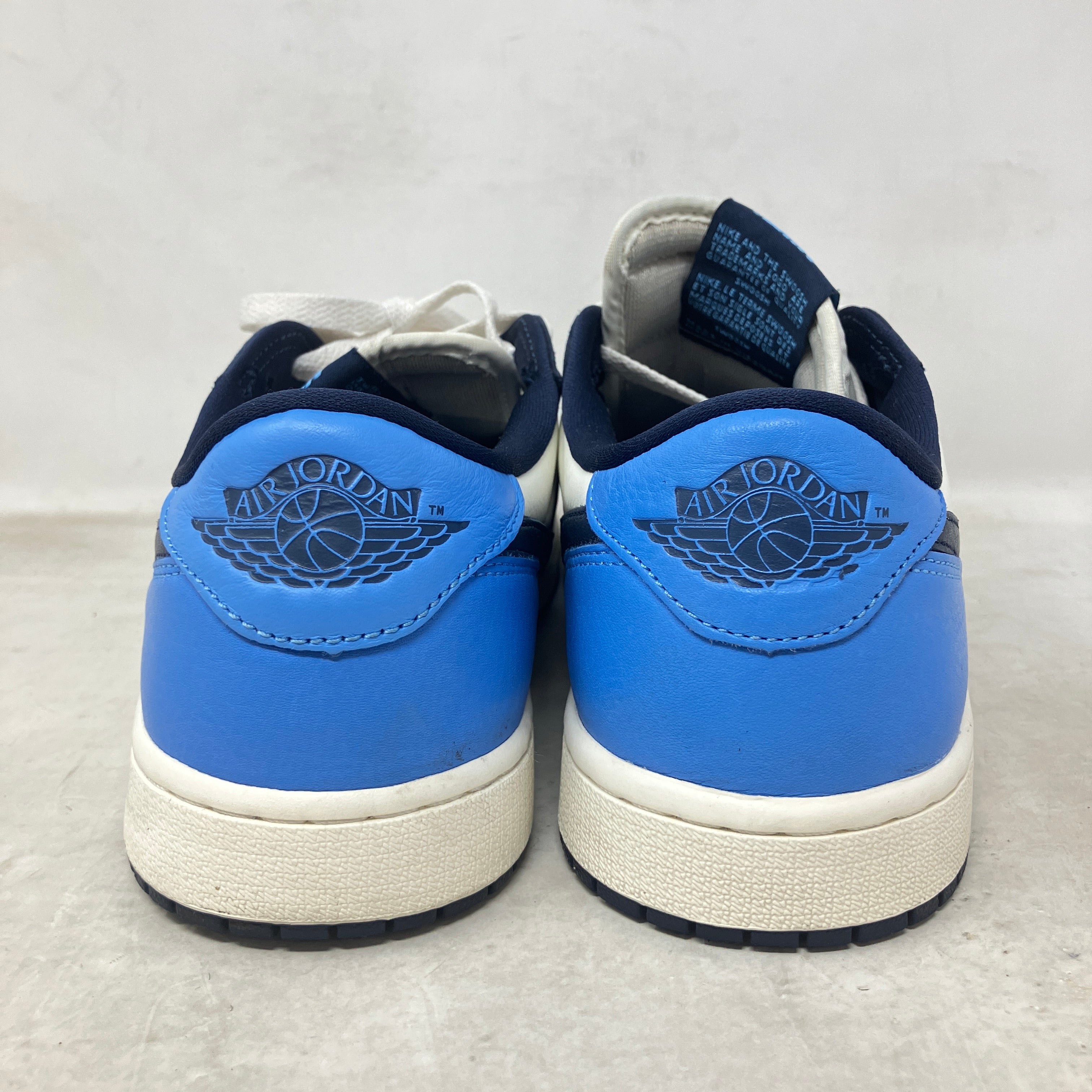 Jordan 1 Low OG Obsidian UNC