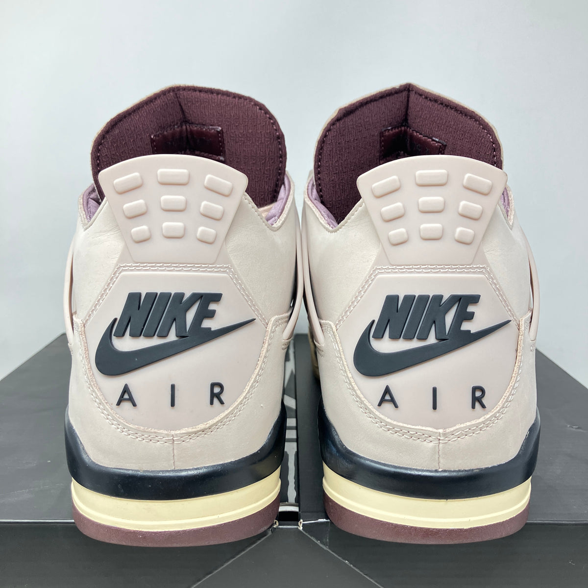 Jordan 4 Retro OG SP A Ma Maniére While You Were Sleeping (Women's)