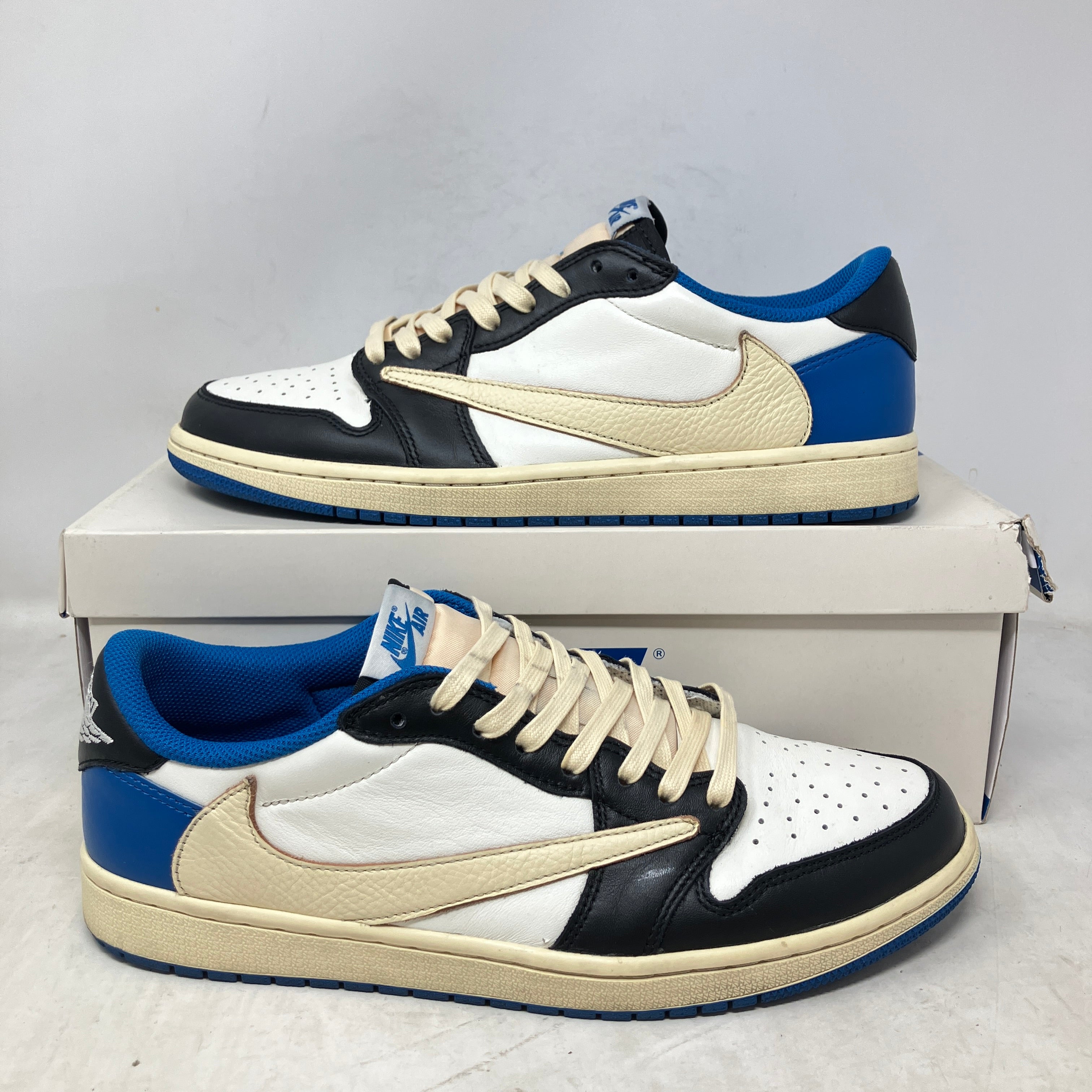 Jordan 1 Retro Low OG SP Fragment x Travis Scott