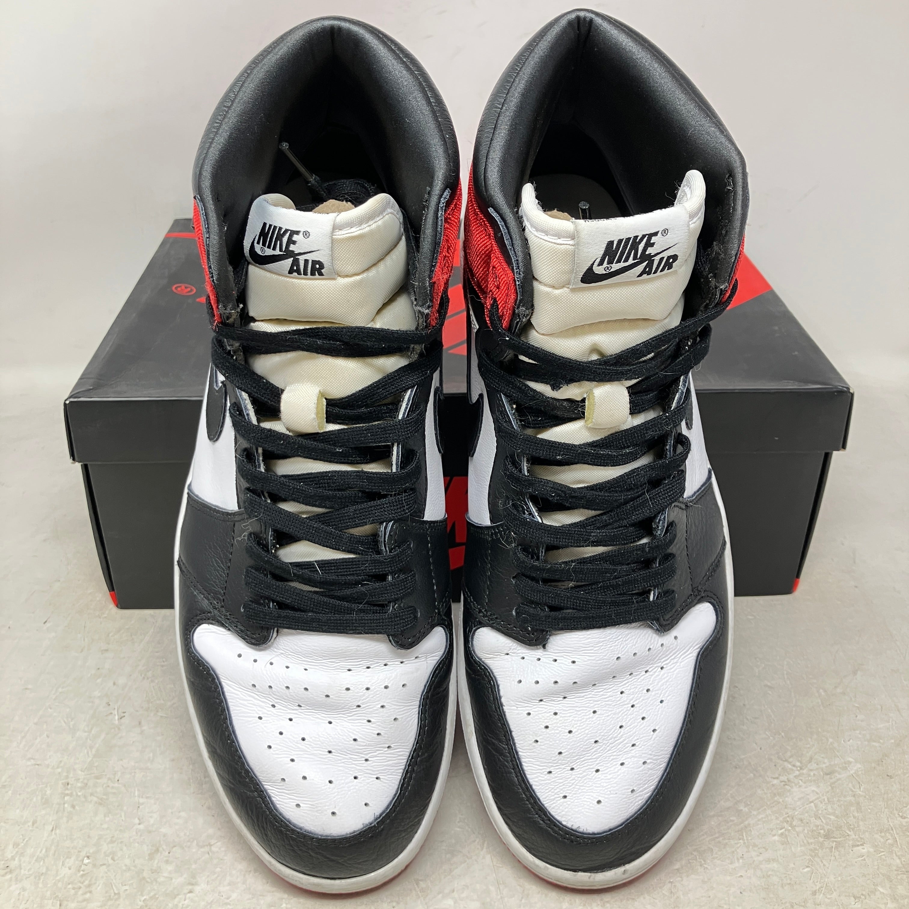 Jordan 1 Retro High Satin Black Toe (Women's)