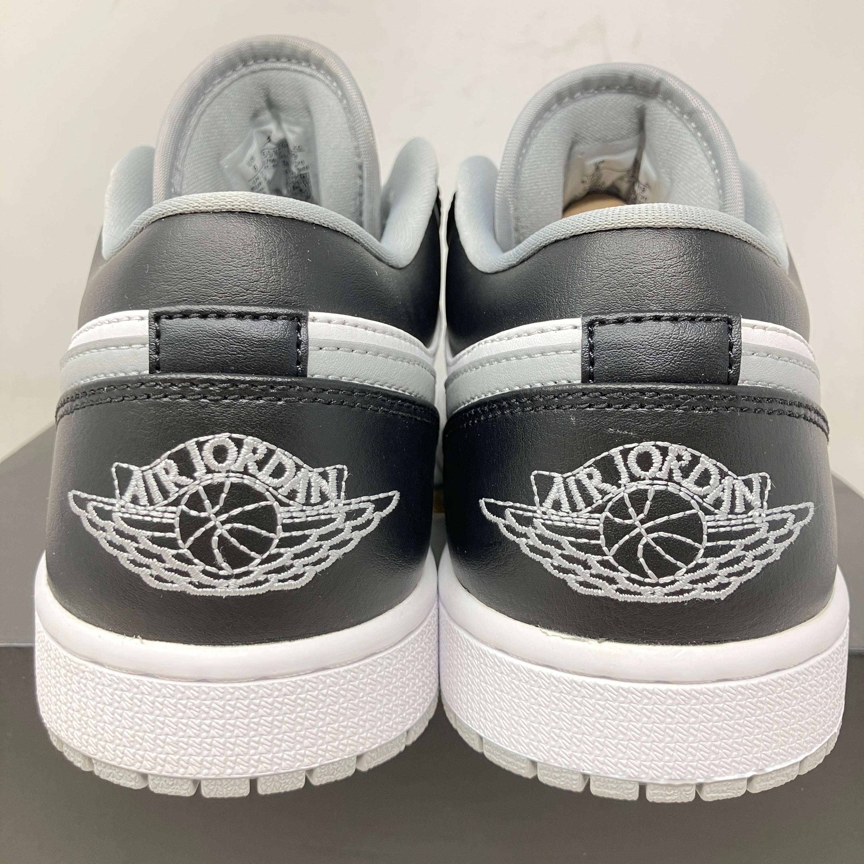 Jordan 1 Low Shadow