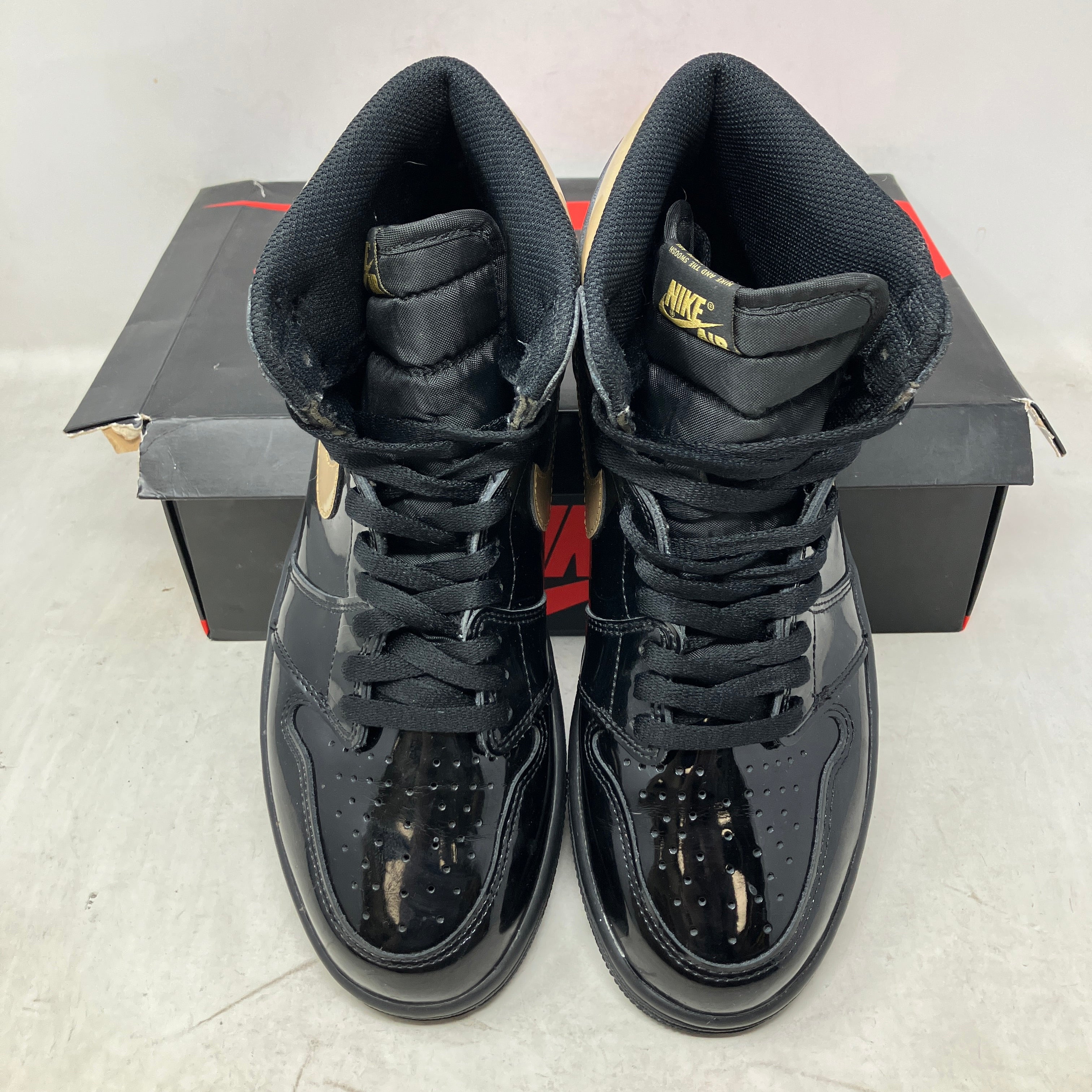 Jordan 1 Retro High Black Metallic Gold (2020)