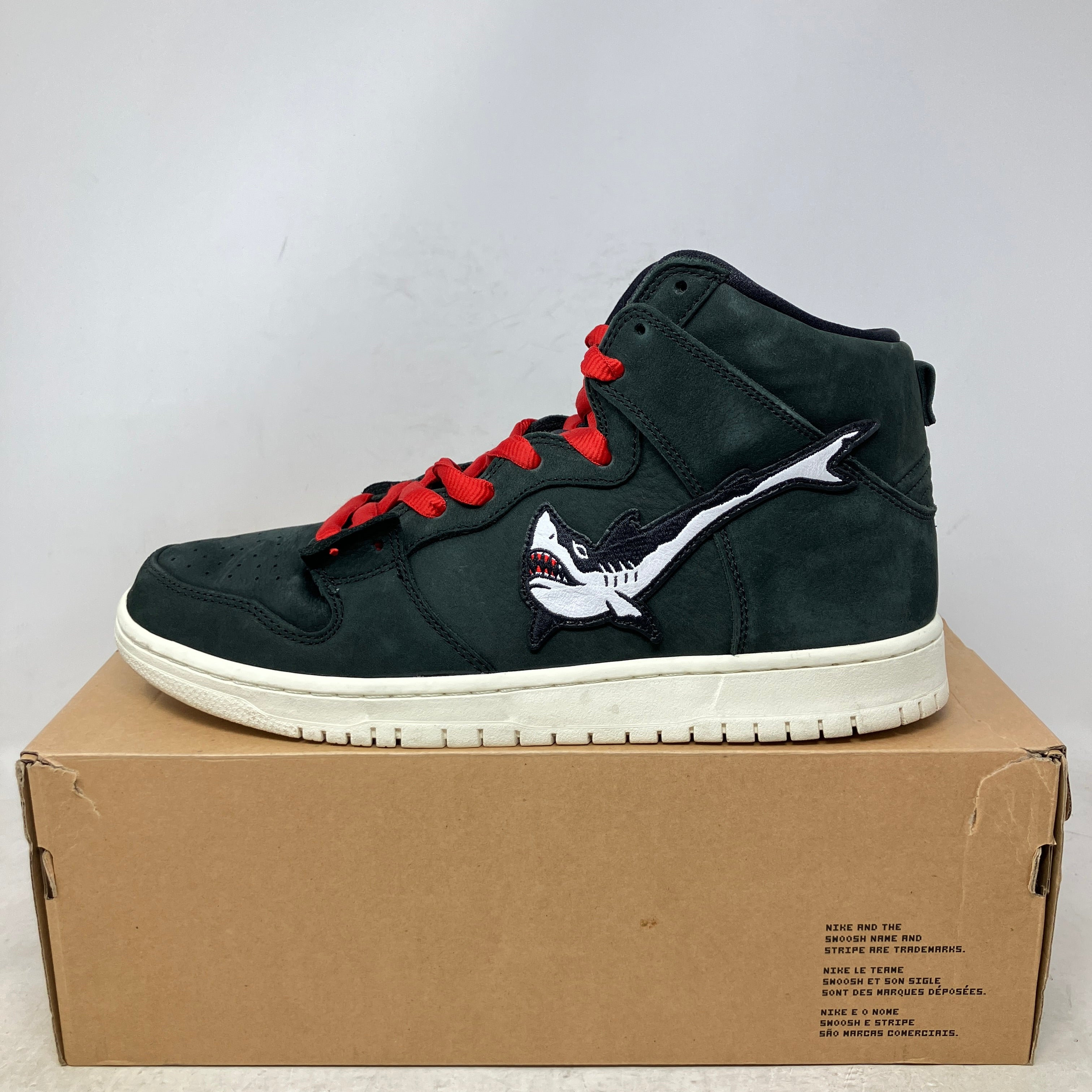 Nike SB Dunk High Oski Shark